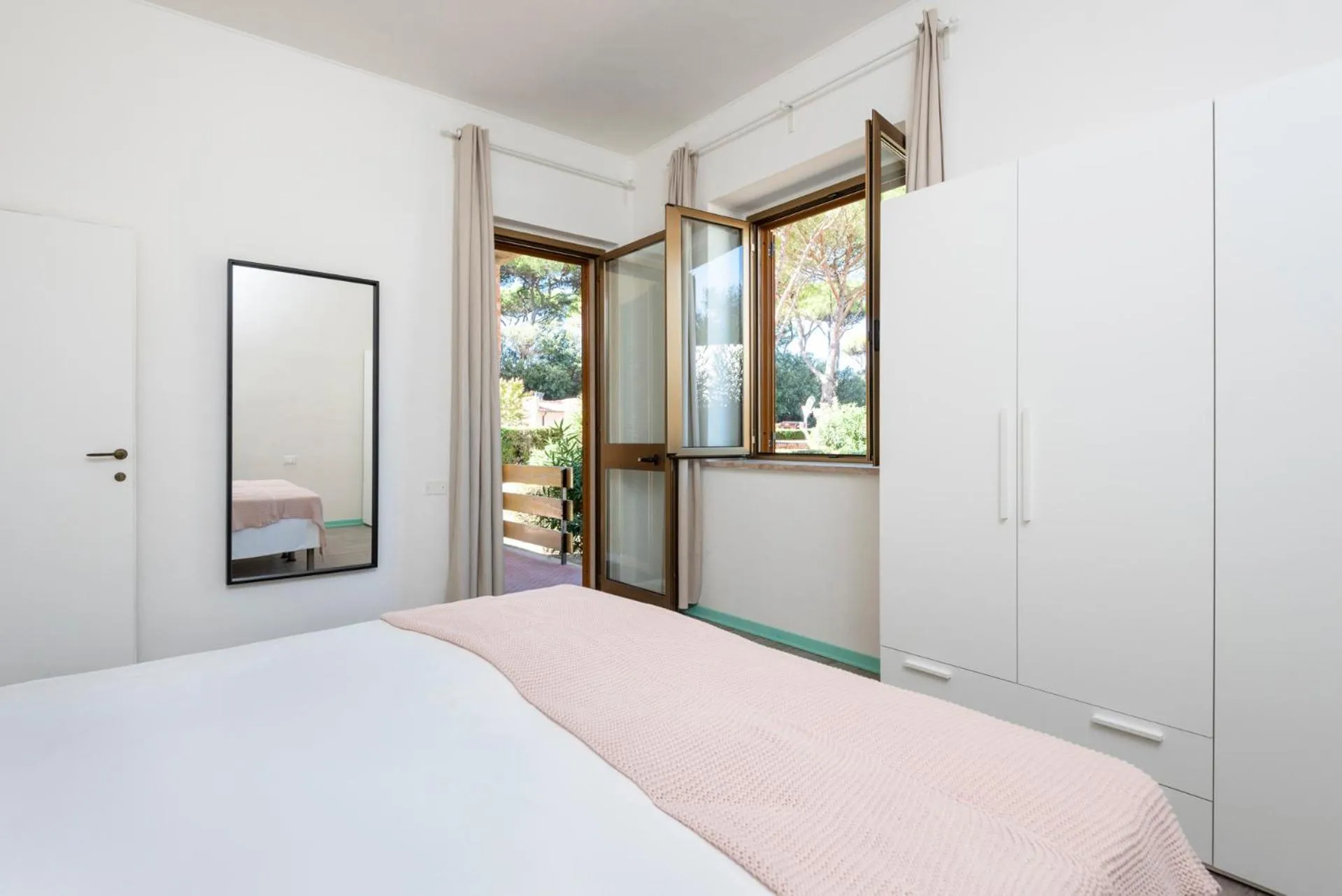 Photo of the whole room in Golfo del Sole Hotel