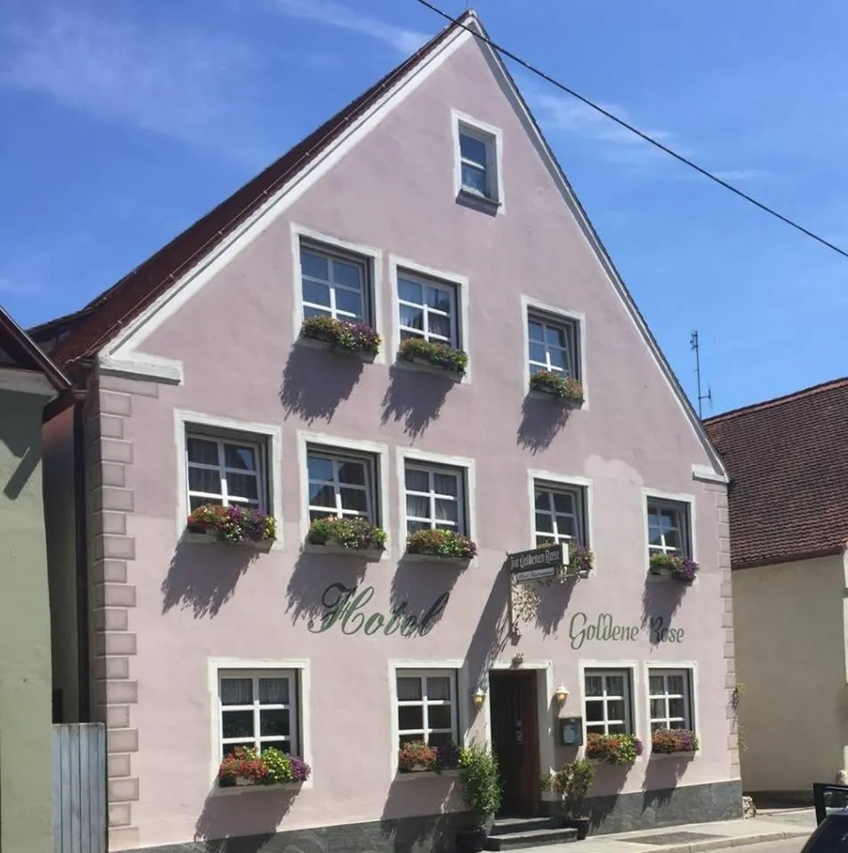 Property building in Hotel Goldene Rose
