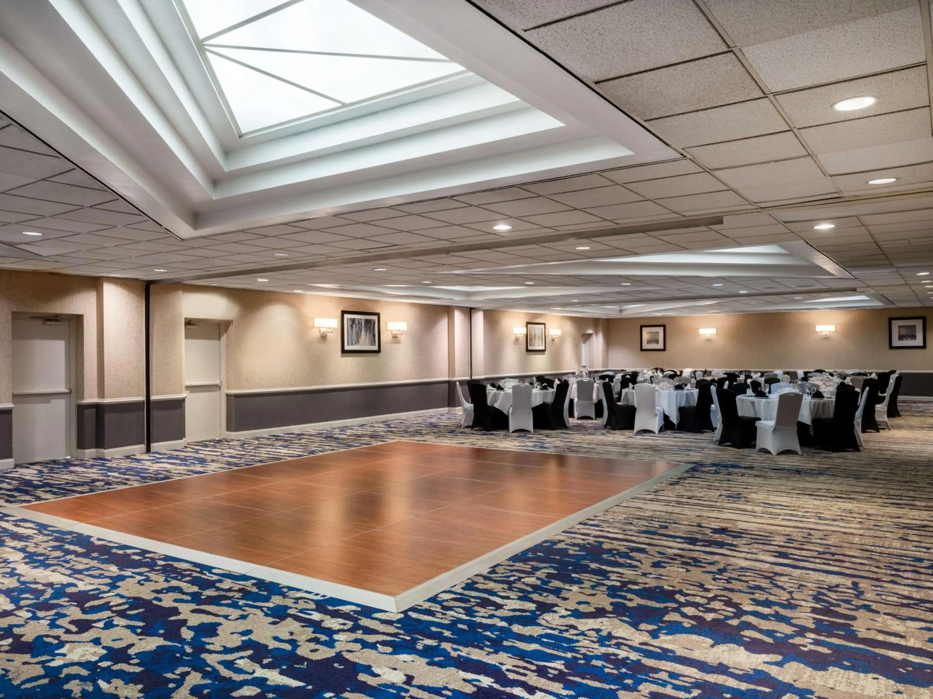 Meeting/conference room in Embassy Suites Baltimore - North/Hunt Valley