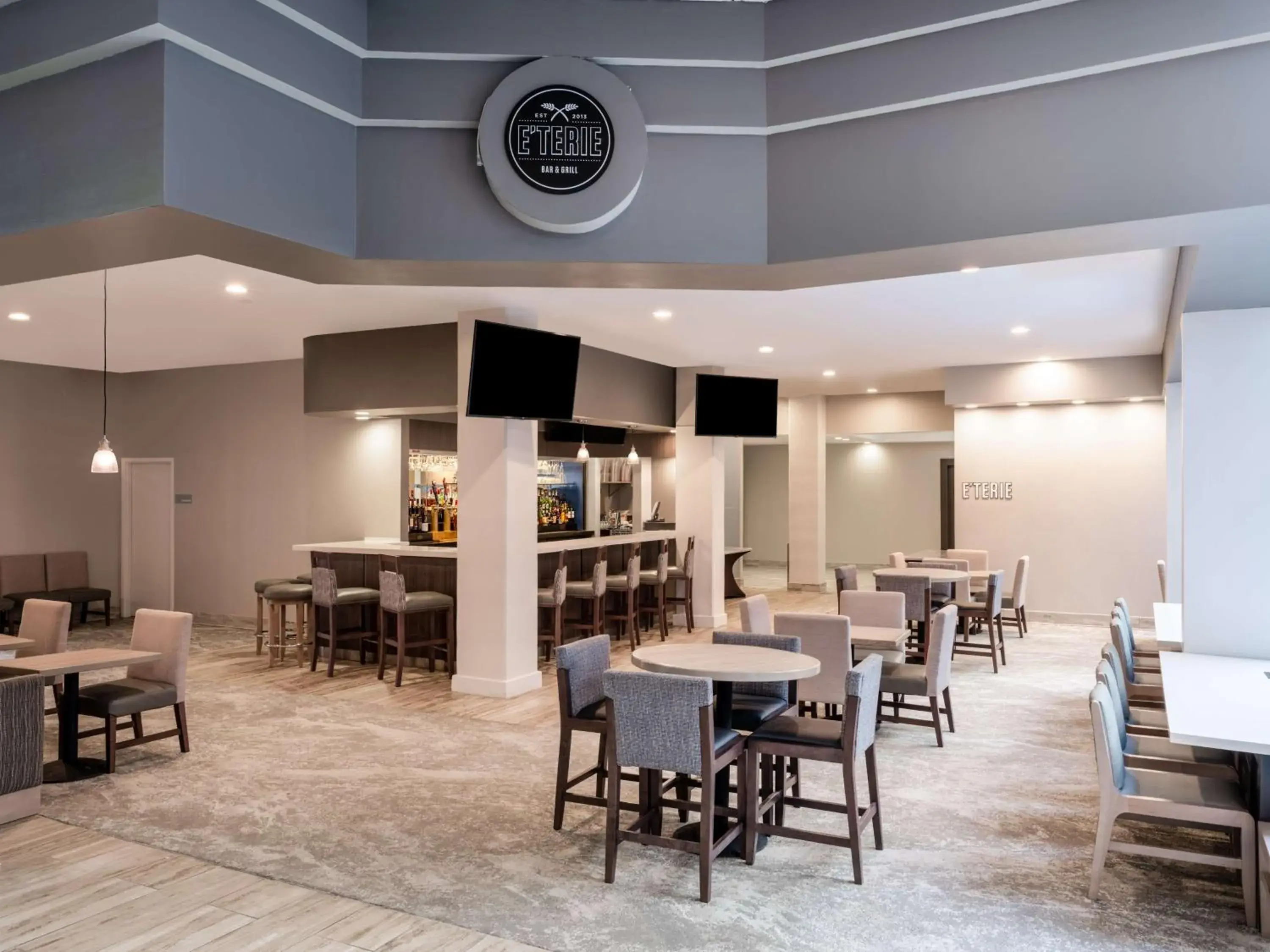 Restaurant/places to eat in Embassy Suites Baltimore - North/Hunt Valley Restaurant/places to eat in Embassy Suites Baltimore - North/Hunt Valley