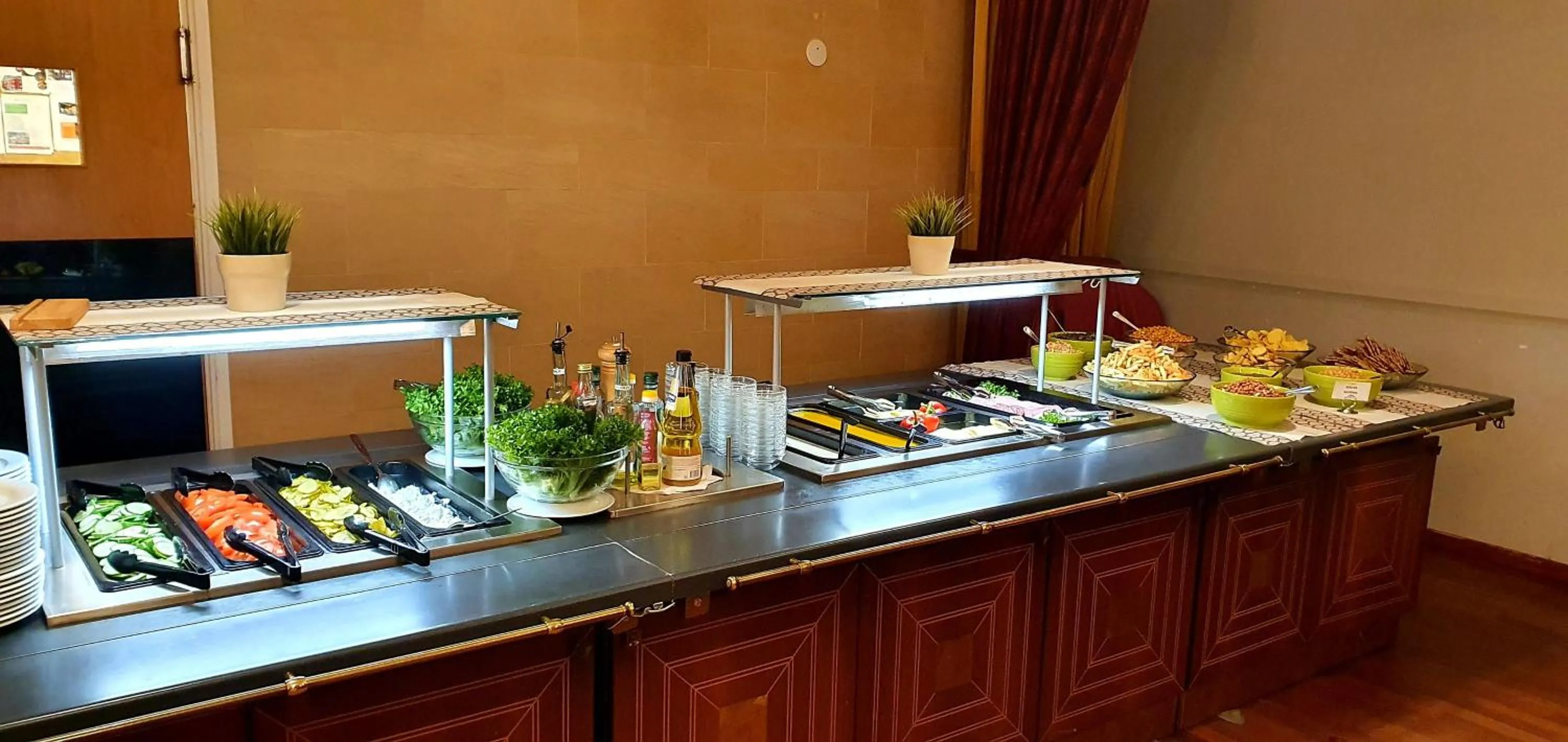Breakfast in Hotel Kruunupuisto