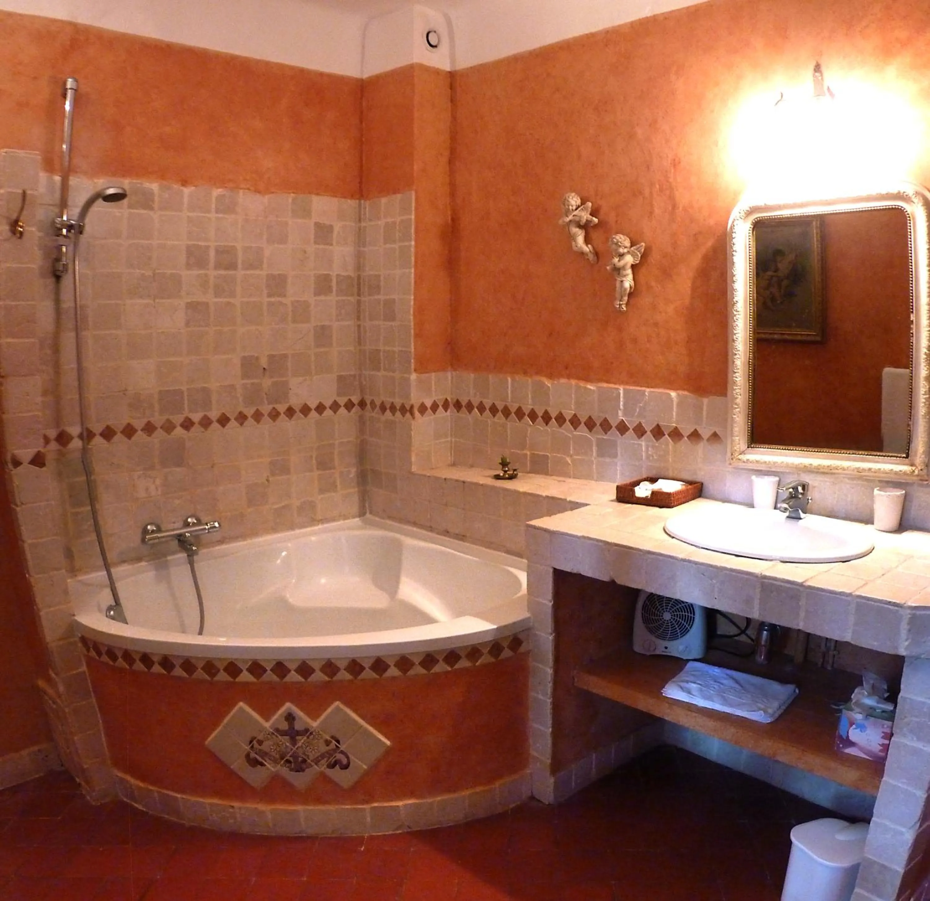 Bathroom in La Royante