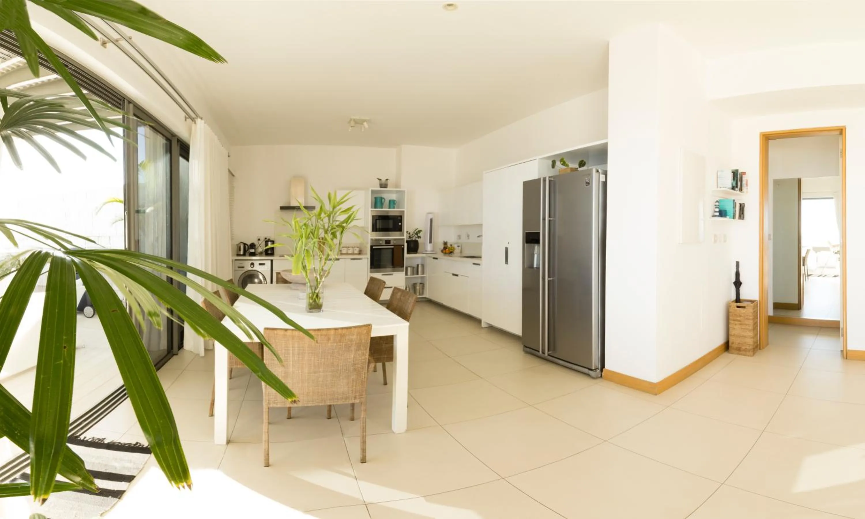 Kitchen or kitchenette in Open Sky Penthouse