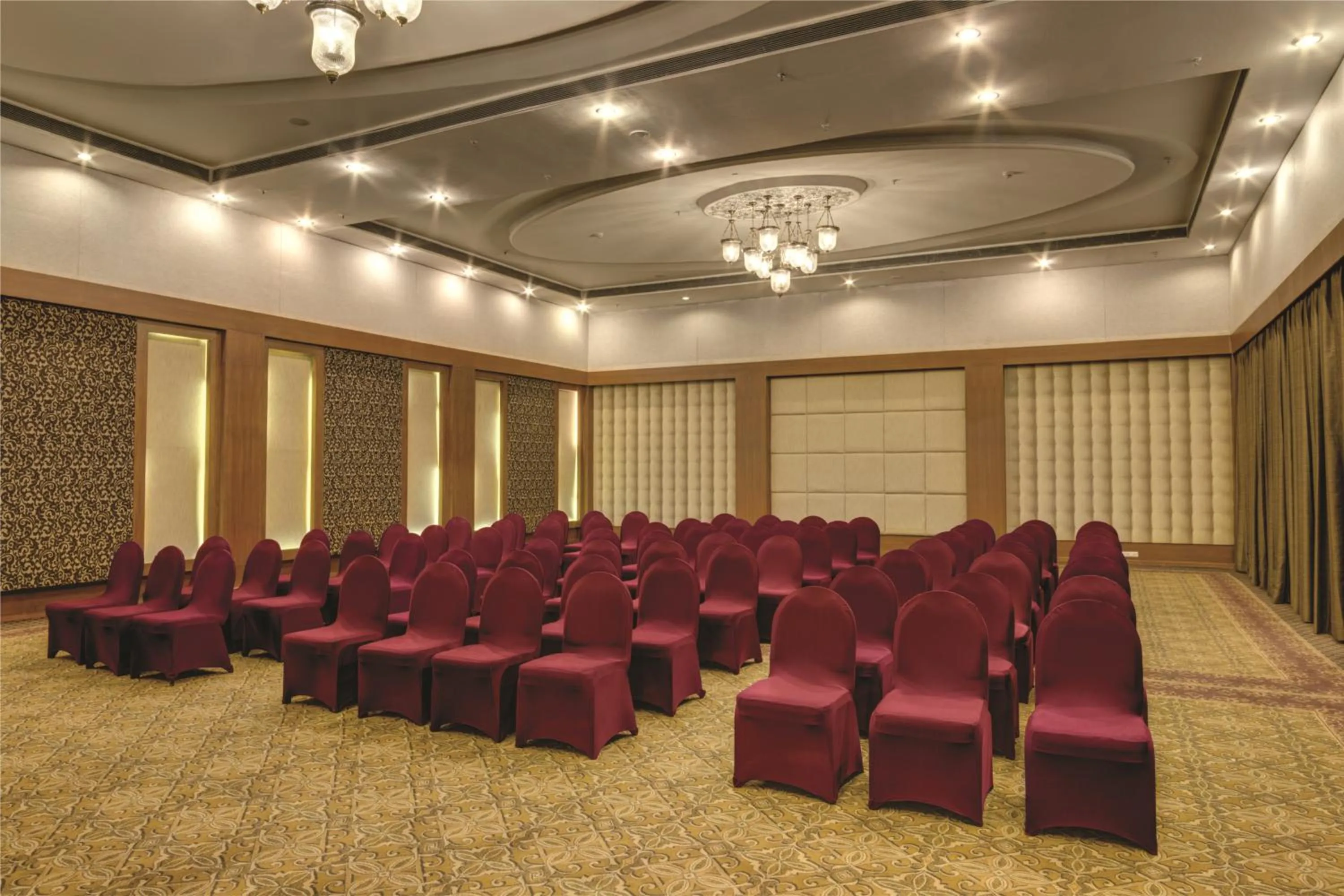 Banquet/Function facilities in Ramada by Wyndham Udaipur Resort and Spa