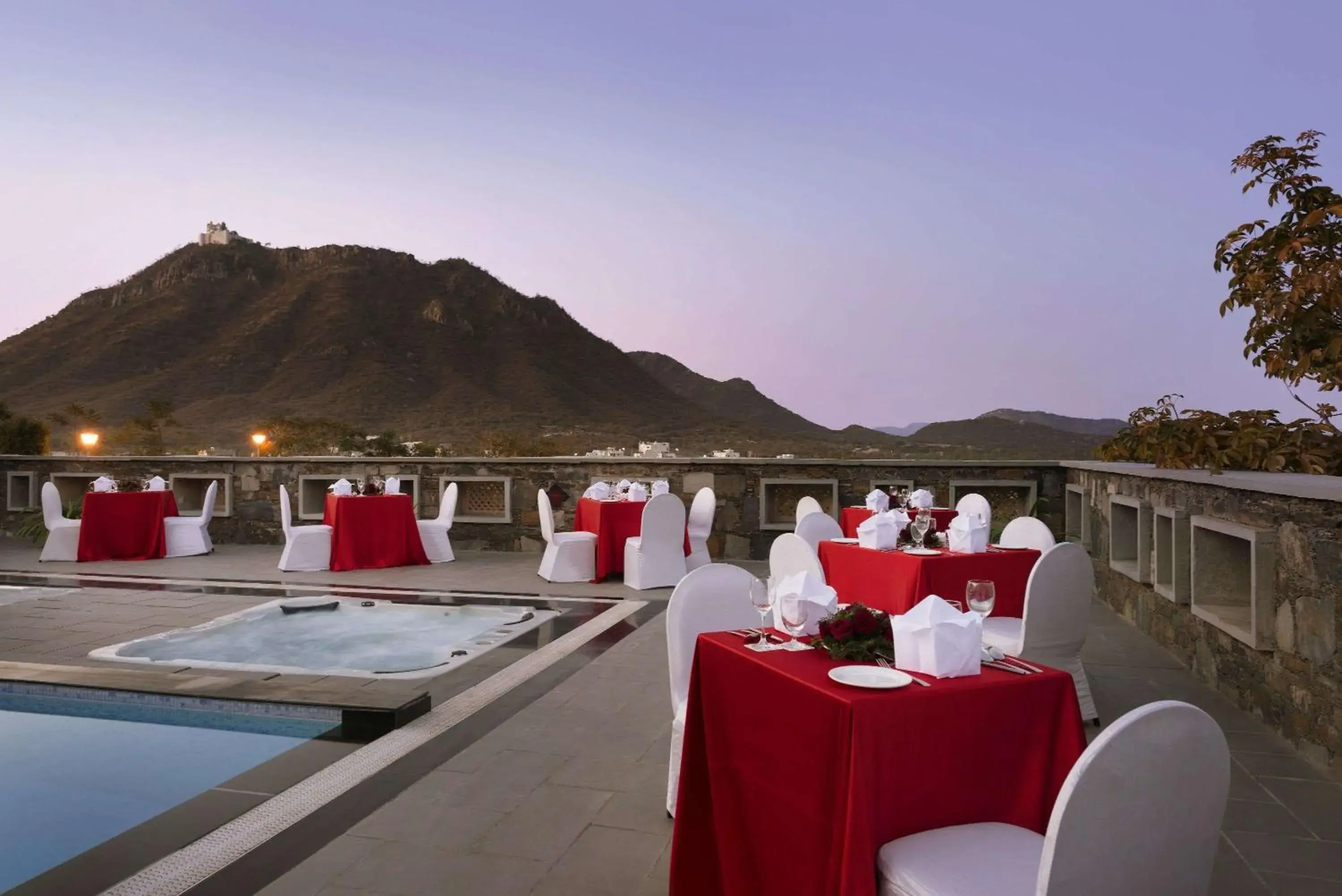 Lounge or bar in Ramada by Wyndham Udaipur Resort and Spa Lounge or bar in Ramada by Wyndham Udaipur Resort and Spa