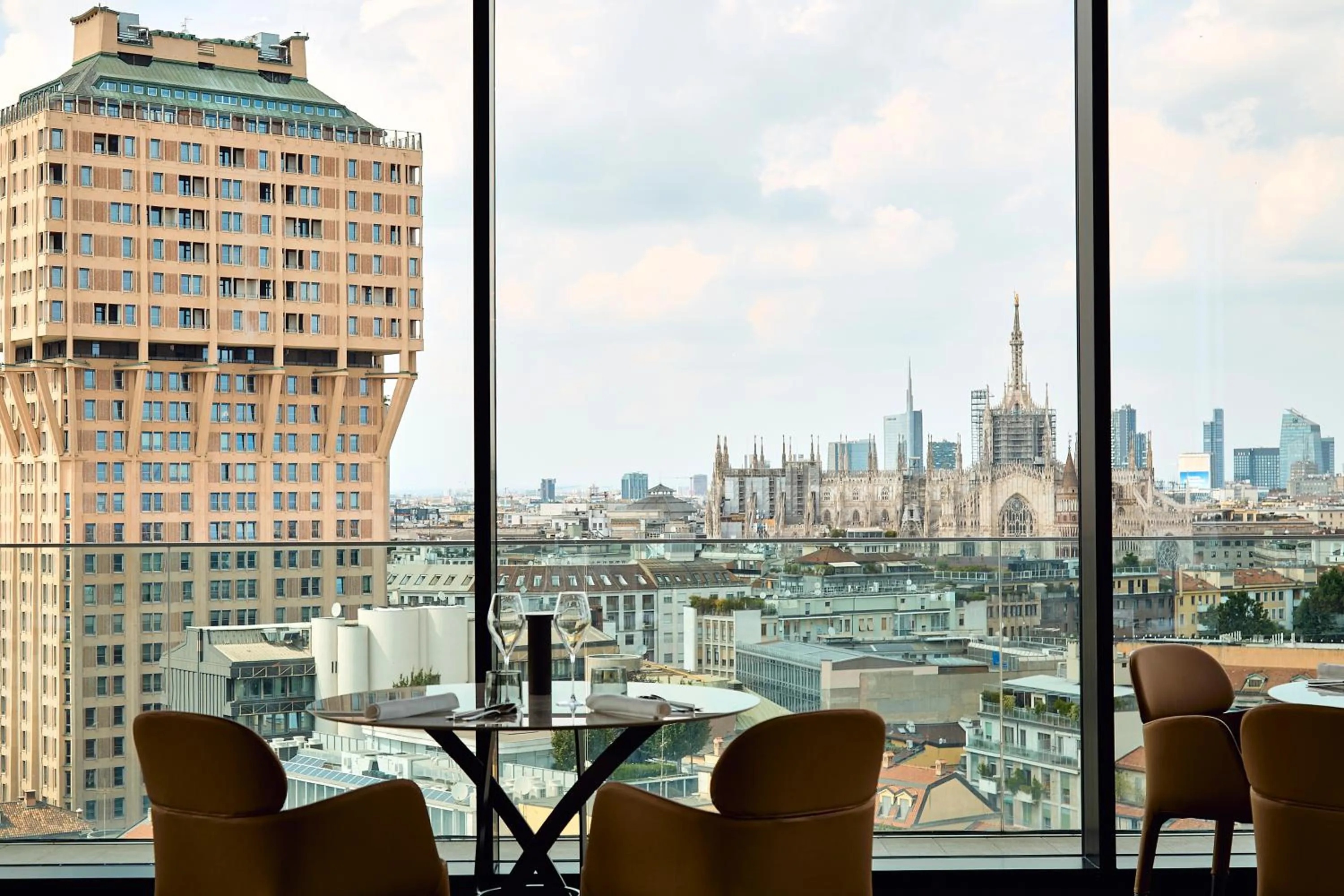 Restaurant/places to eat in Uptown Palace