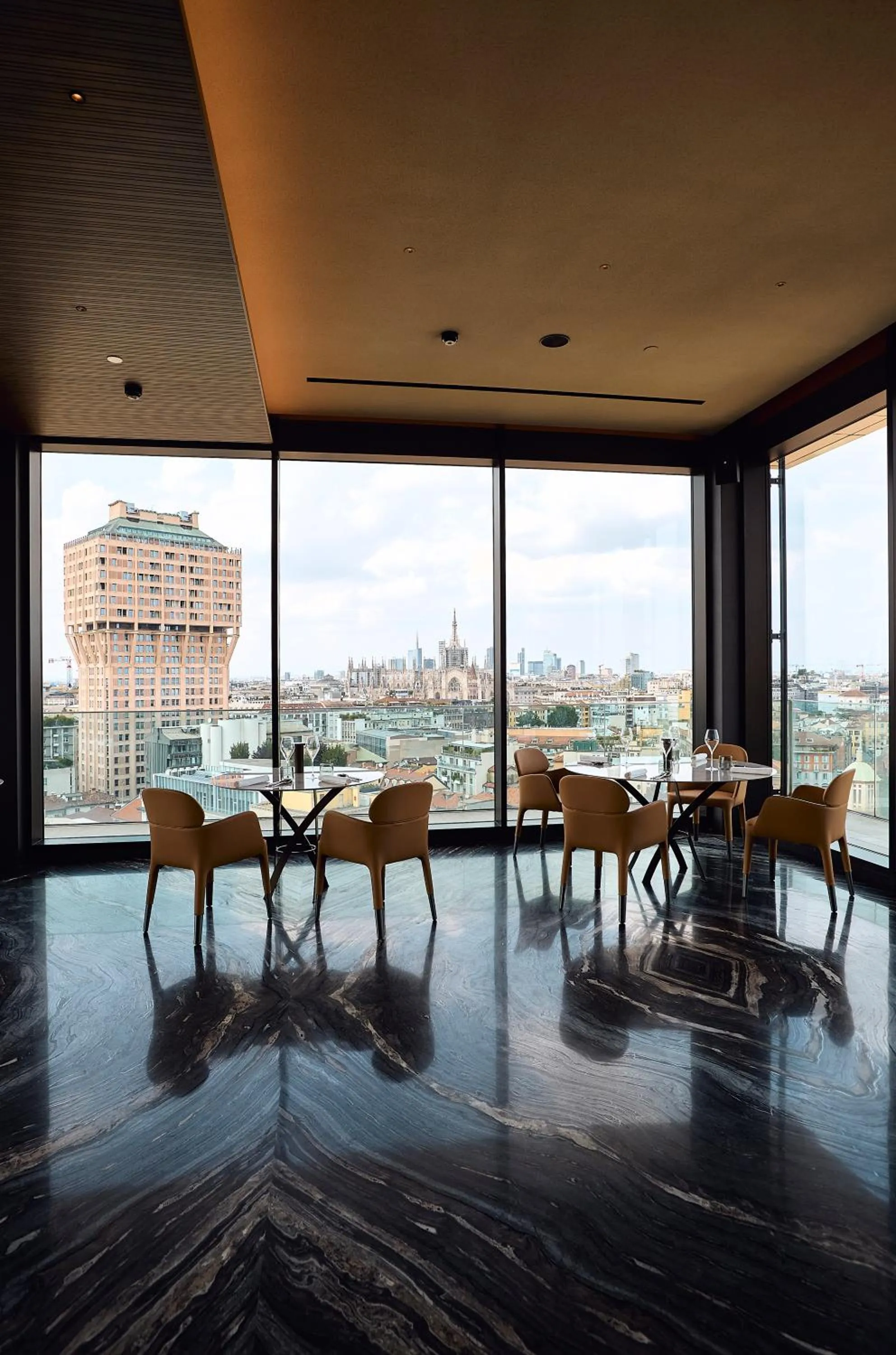 Restaurant/places to eat in Uptown Palace