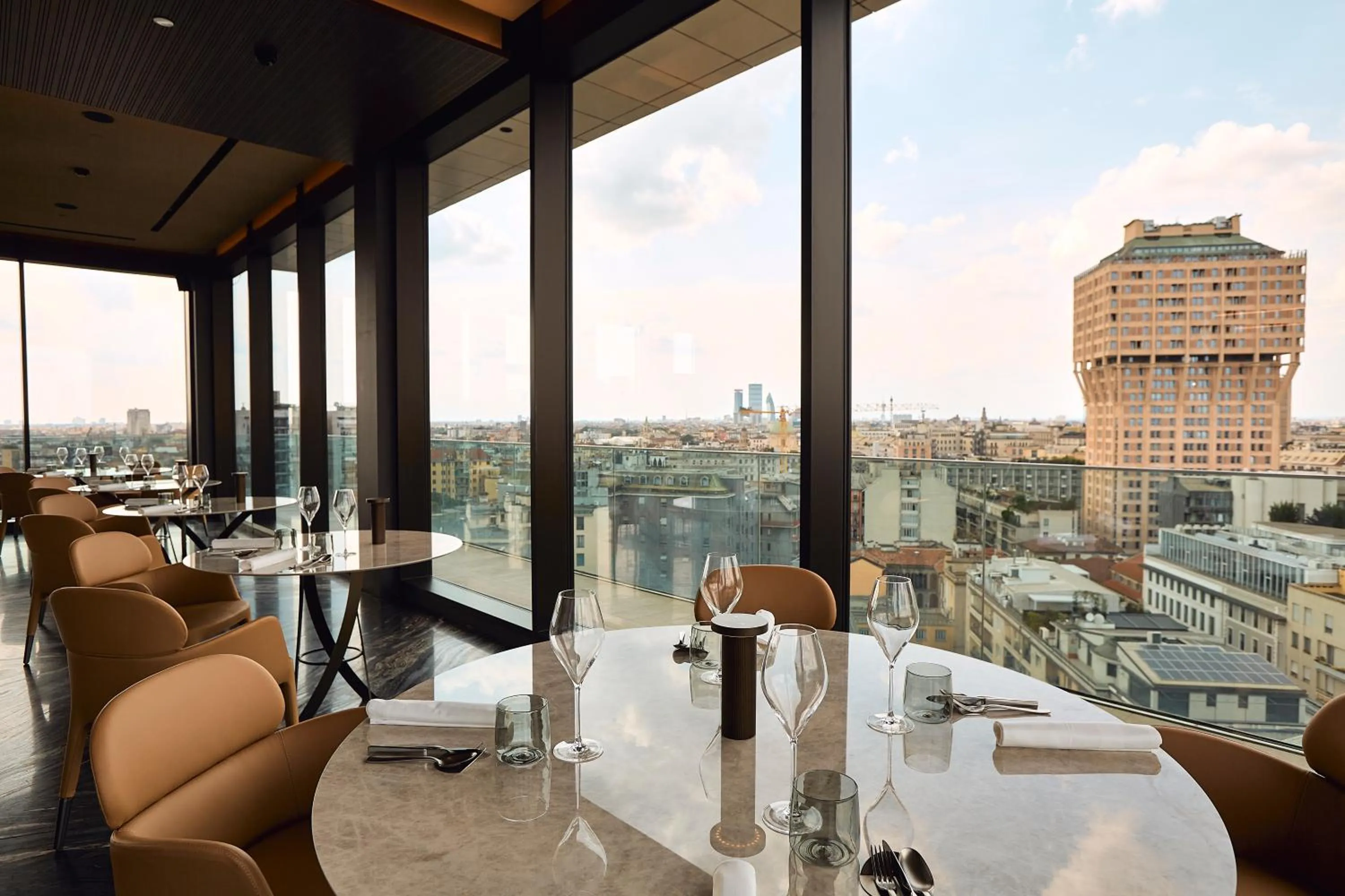 Restaurant/places to eat in Uptown Palace