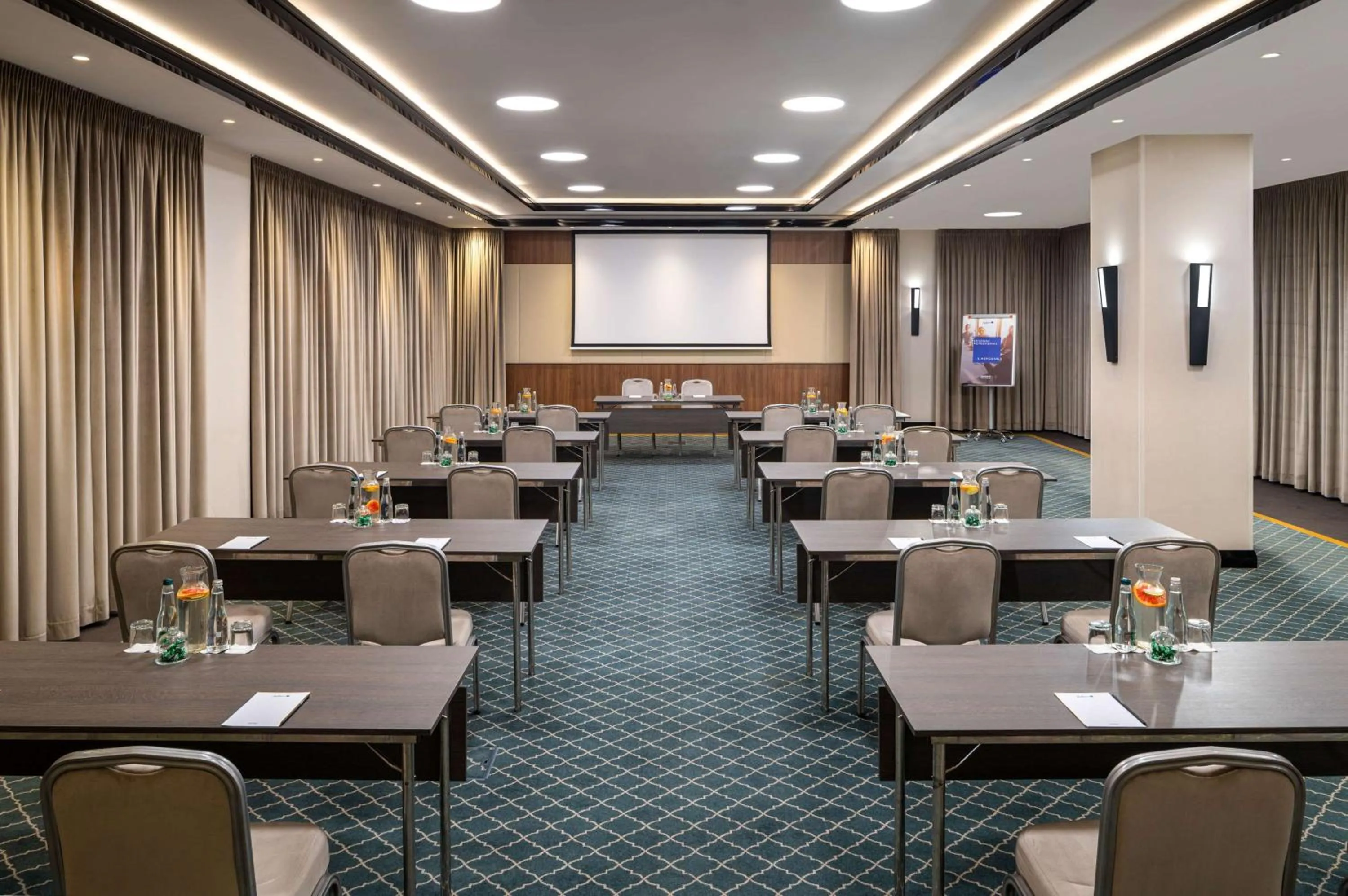 Meeting/conference room in Radisson Blu Leogrand Hotel
