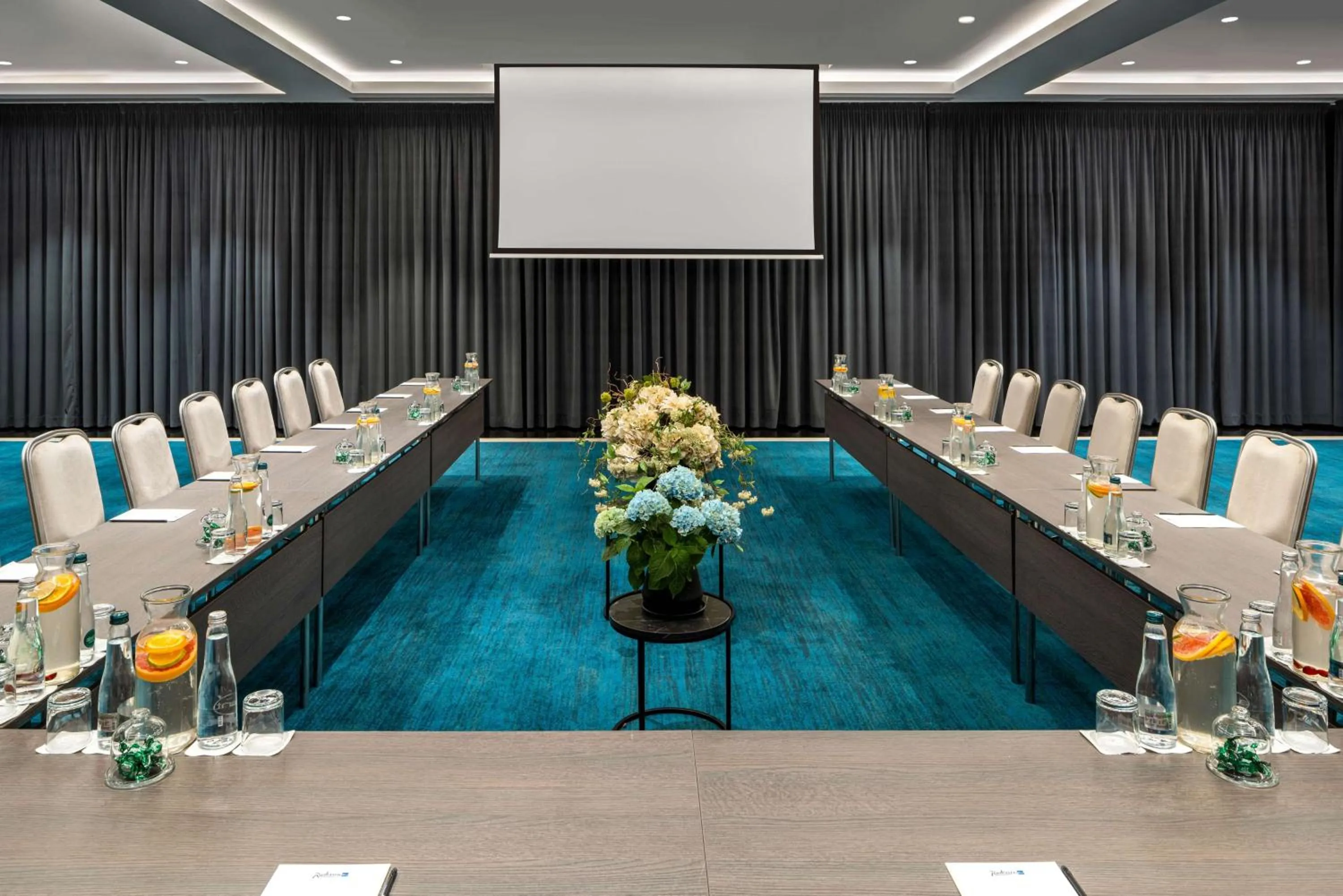 Meeting/conference room in Radisson Blu Leogrand Hotel