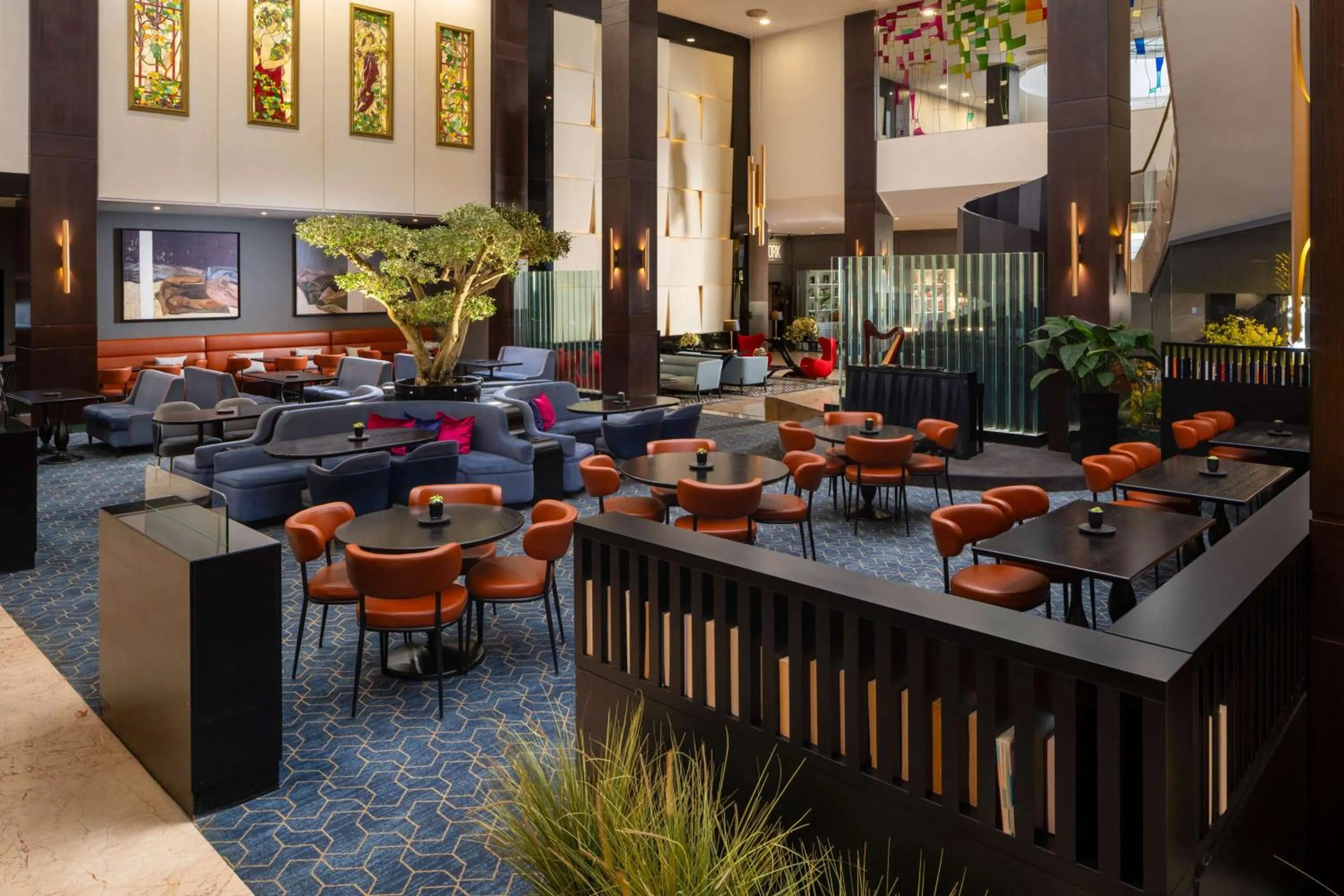 Restaurant/places to eat in Radisson Blu Leogrand Hotel