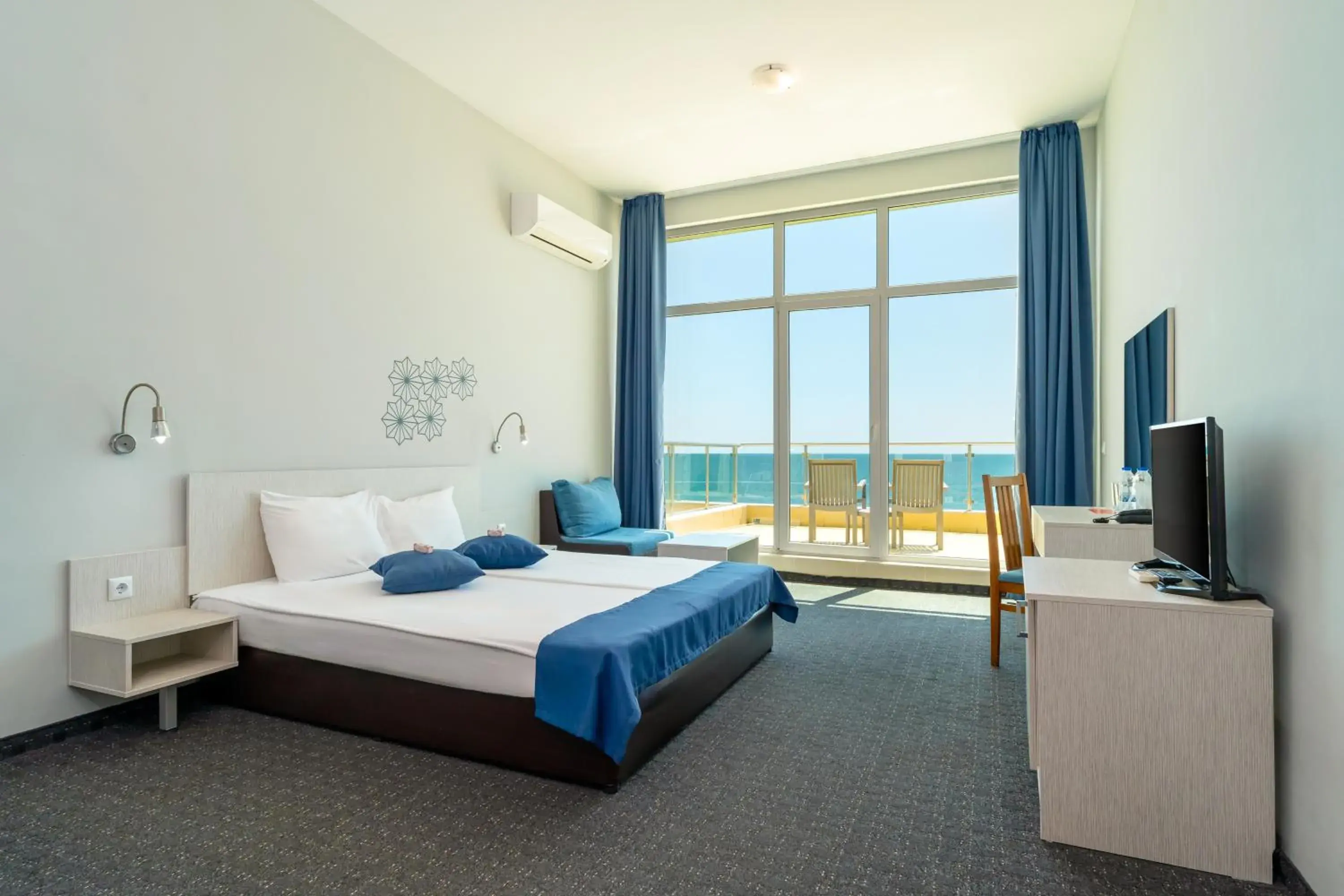 Bed in MPM Hotel Arsena - Ultra All Inclusive Bed in MPM Hotel Arsena - Ultra All Inclusive