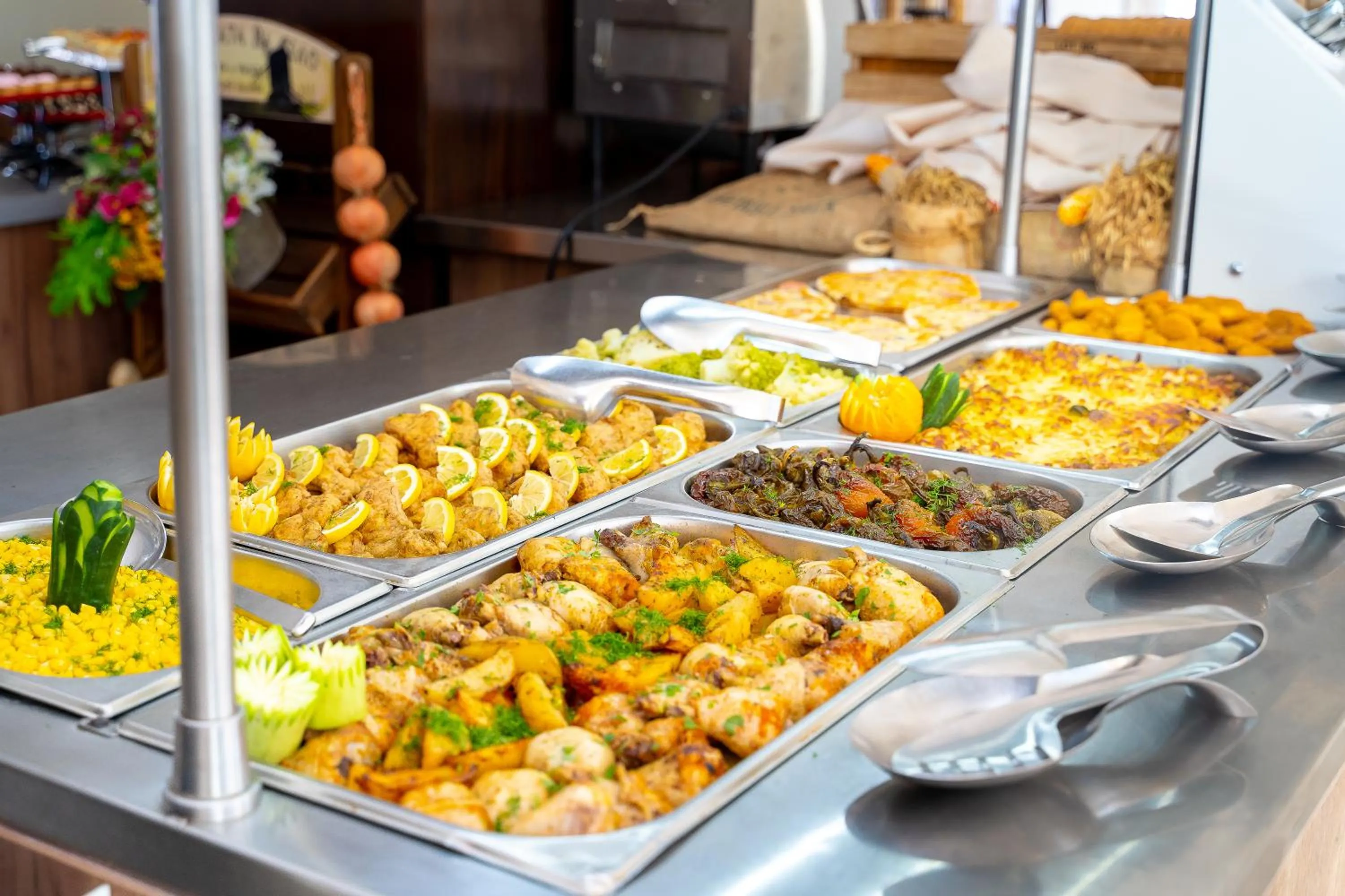 Food and drinks in MPM Hotel Arsena - Ultra All Inclusive