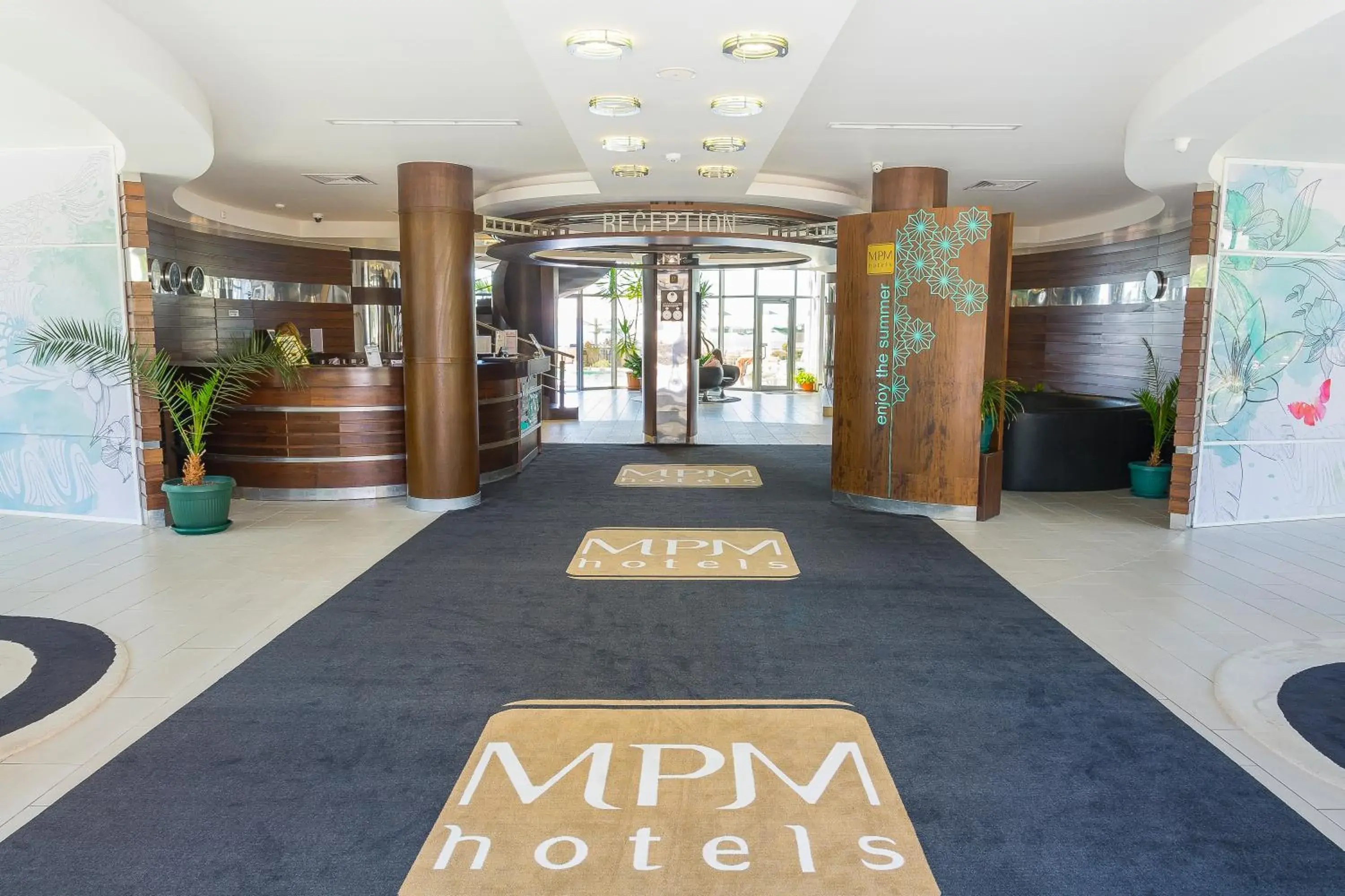 Lobby or reception in MPM Hotel Arsena - Ultra All Inclusive Lobby or reception in MPM Hotel Arsena - Ultra All Inclusive