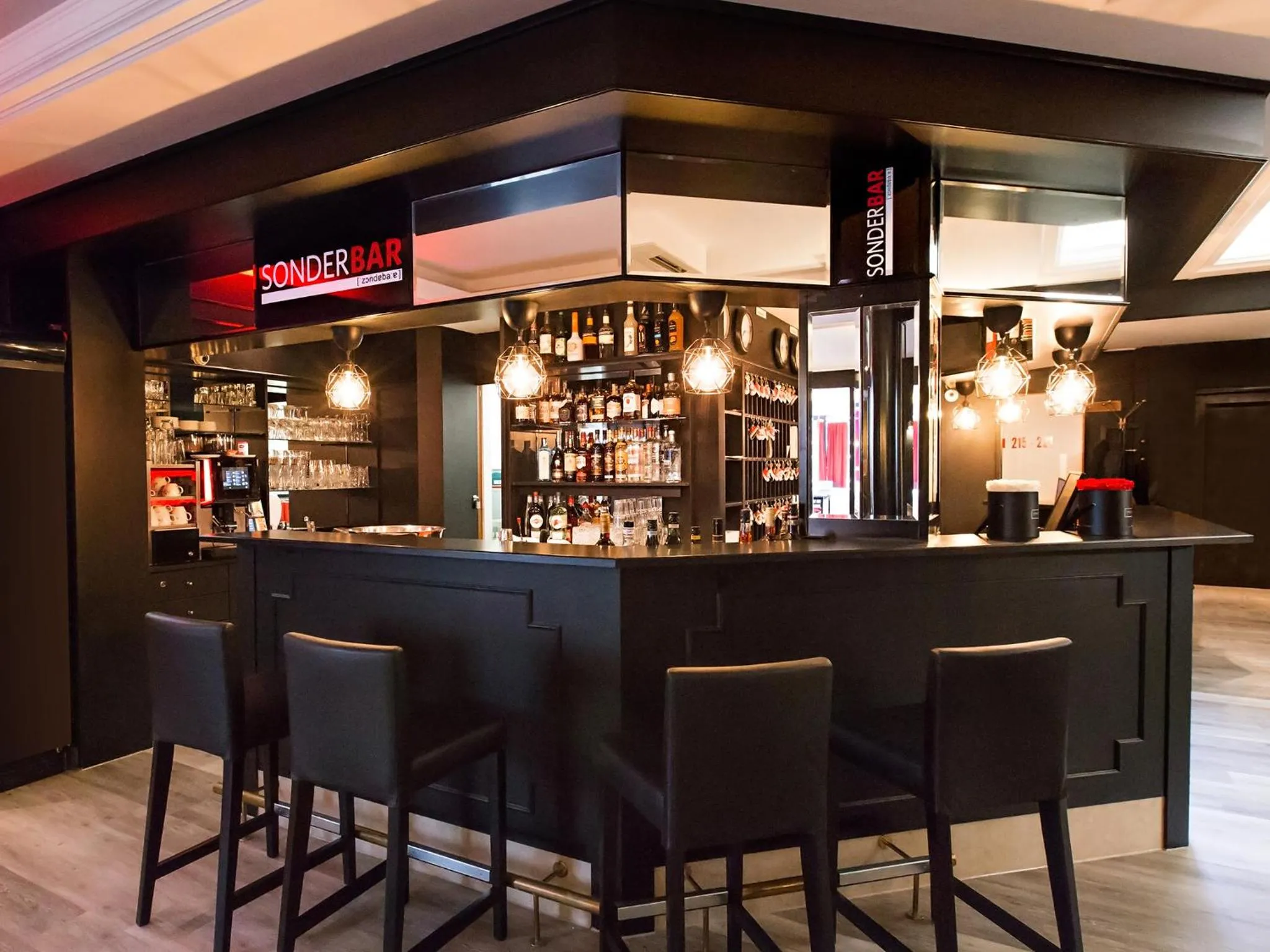 Lounge or bar in DORMERO Hotel Burghausen