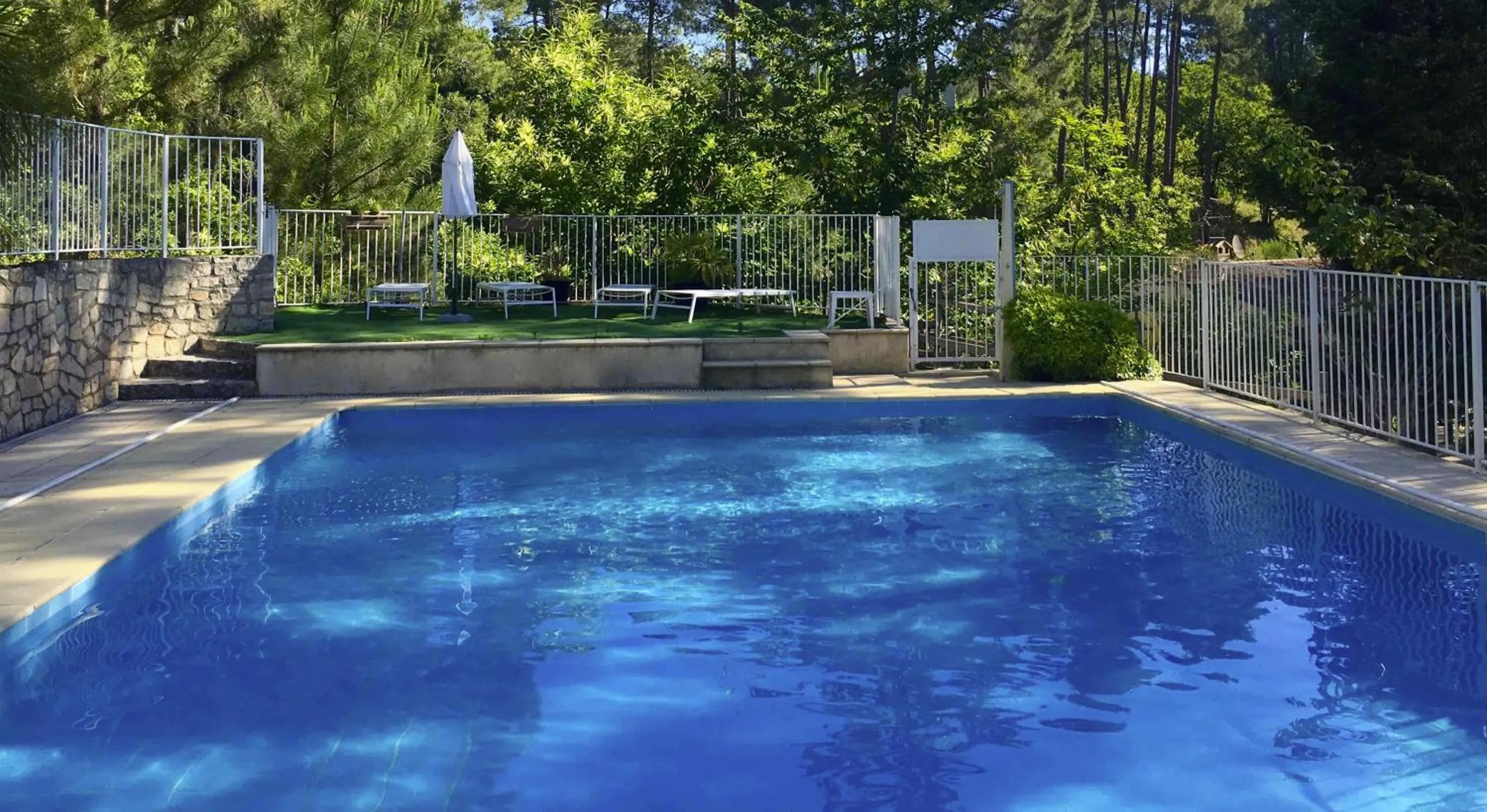 Swimming pool in Domaine de Ravel Ushuaïa Villages
