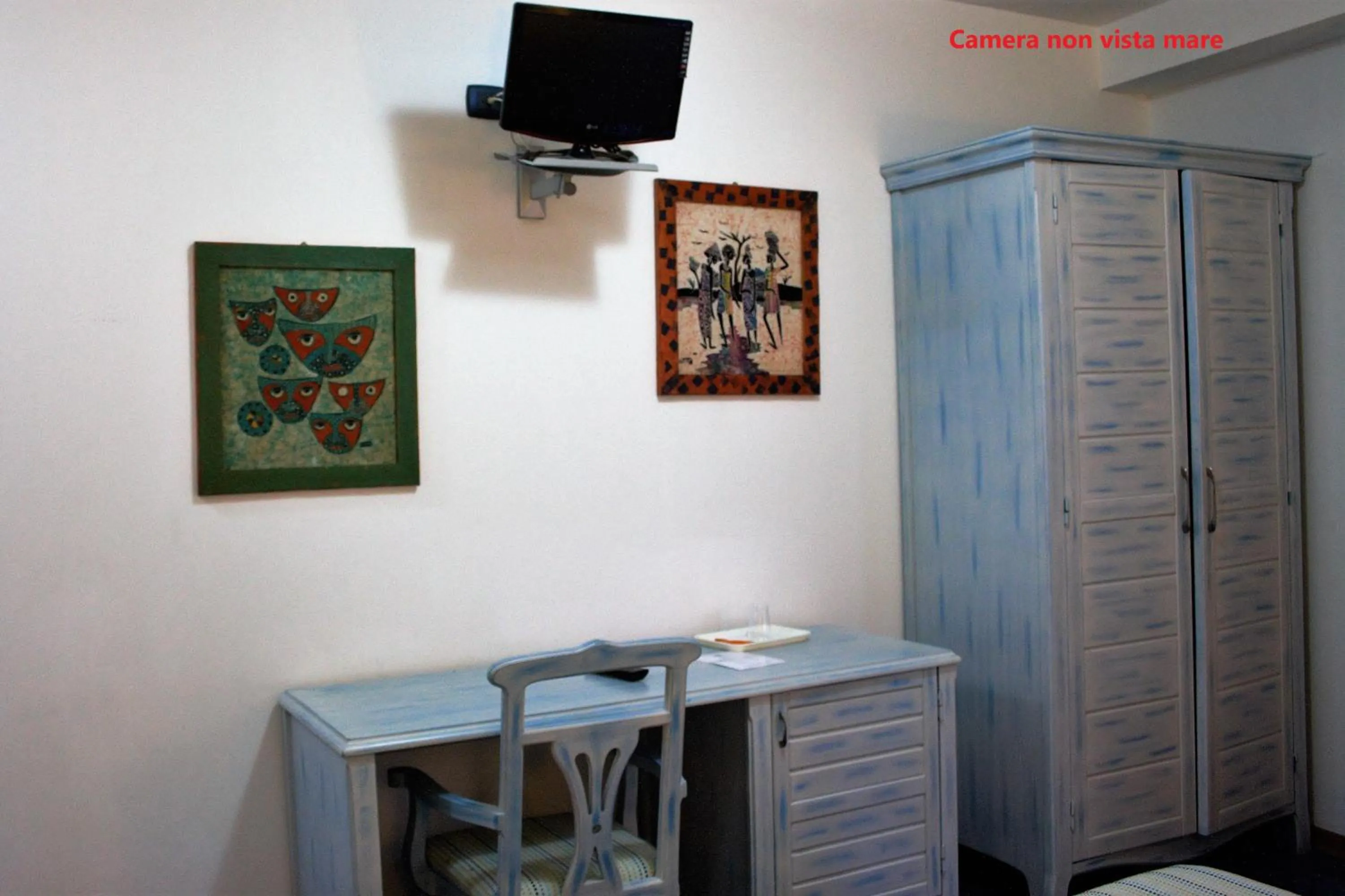 Bedroom in Blue Moon Hotel