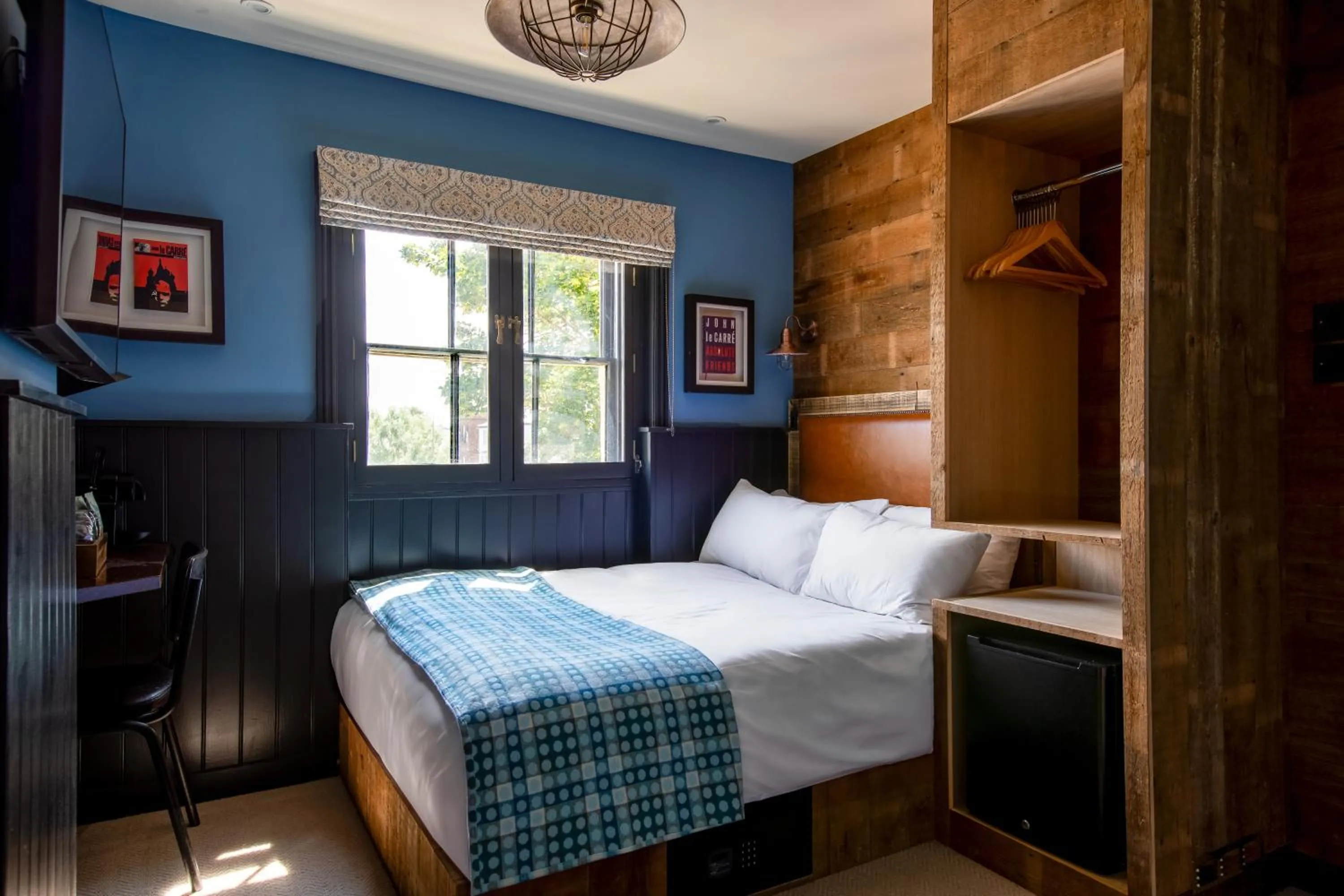 Bed in Head of the River