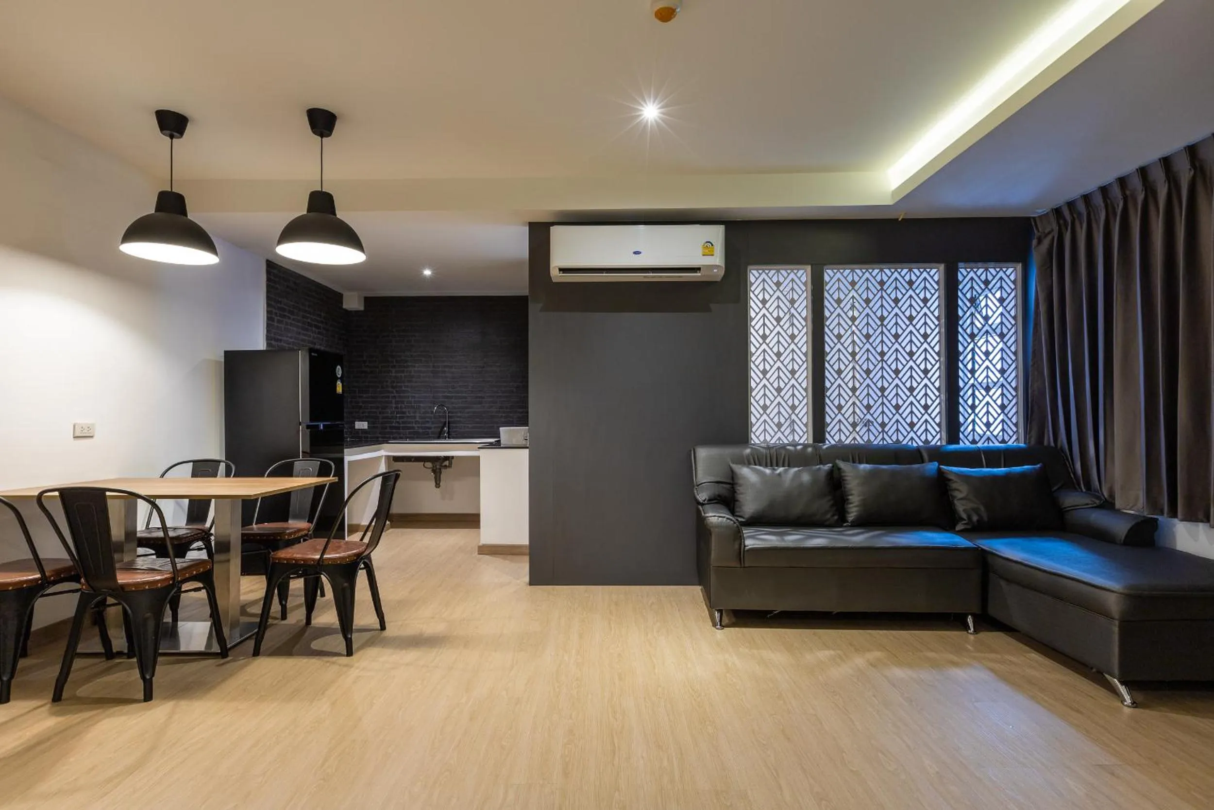 Living room in Siam Star Hotel