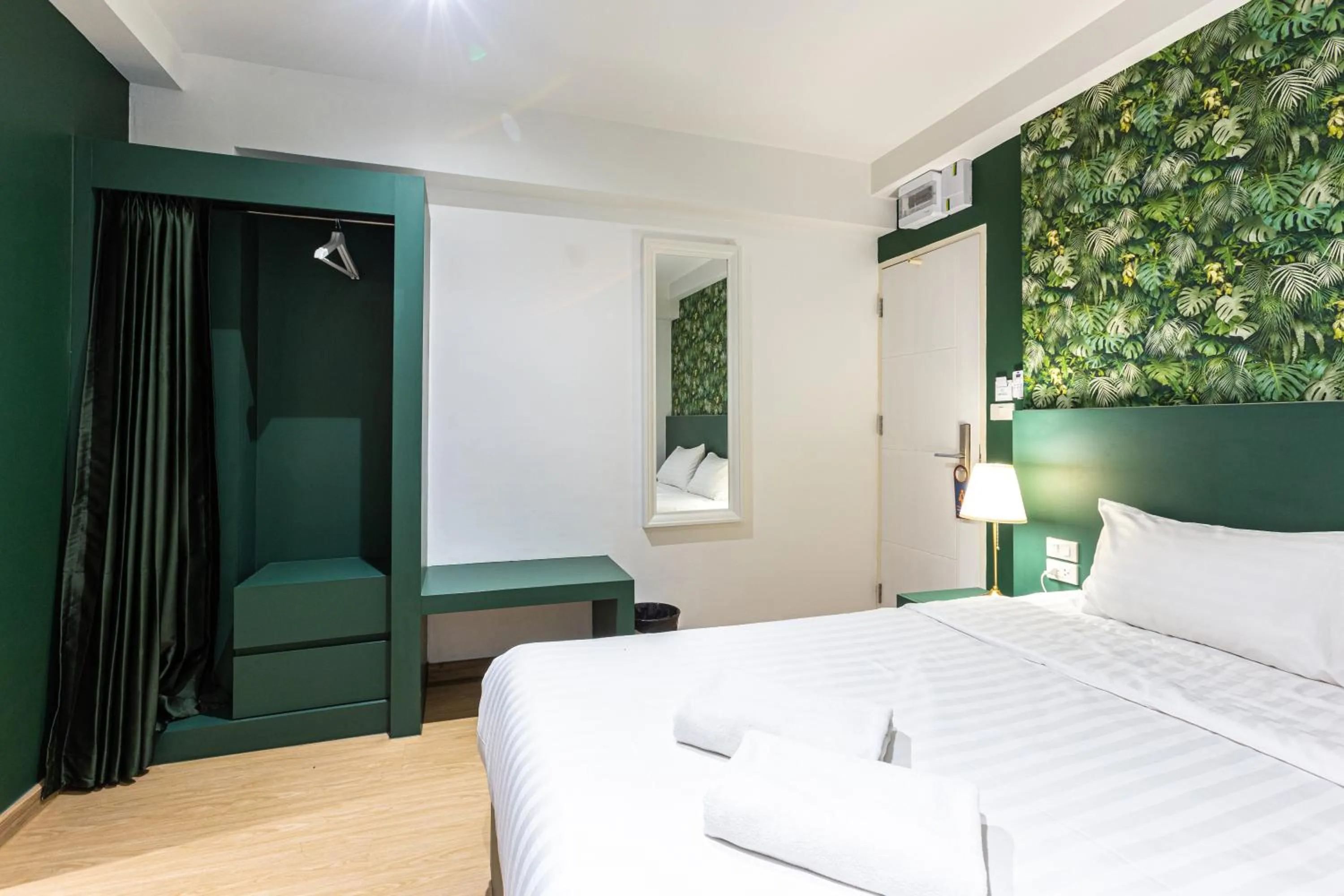 Bed in Siam Star Hotel