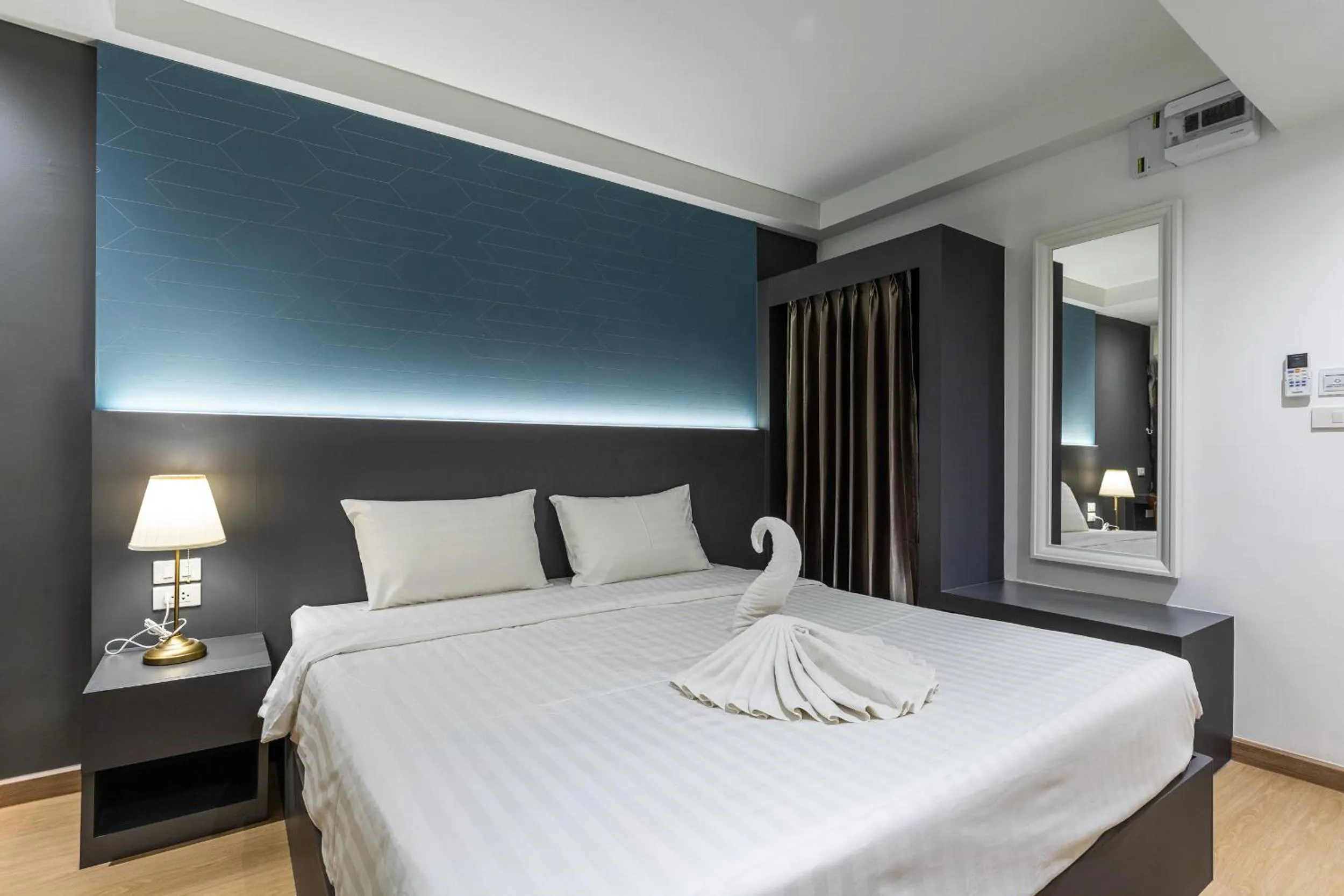 Bedroom, Bed in Siam Star Hotel