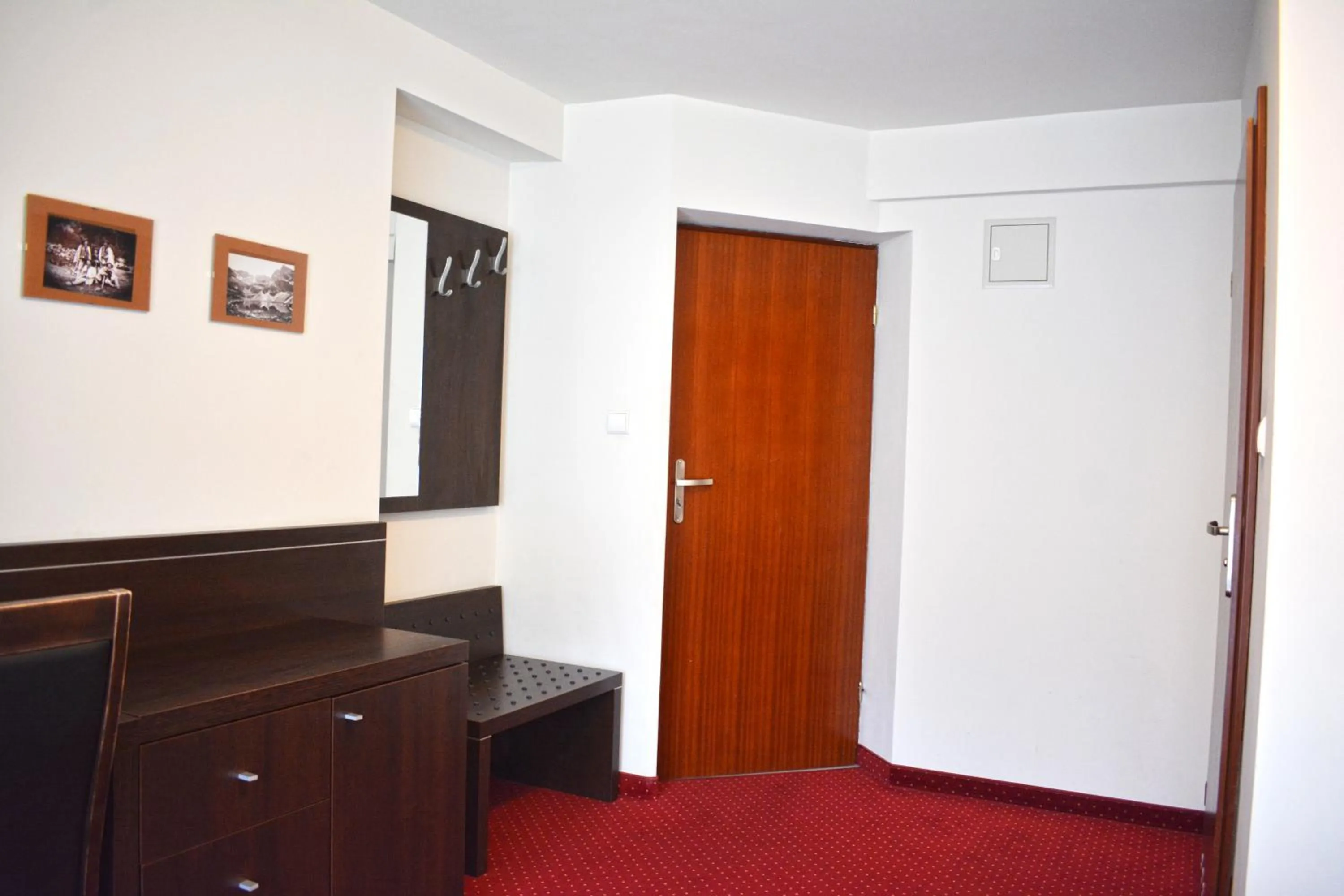 Photo of the whole room in Willa Halka