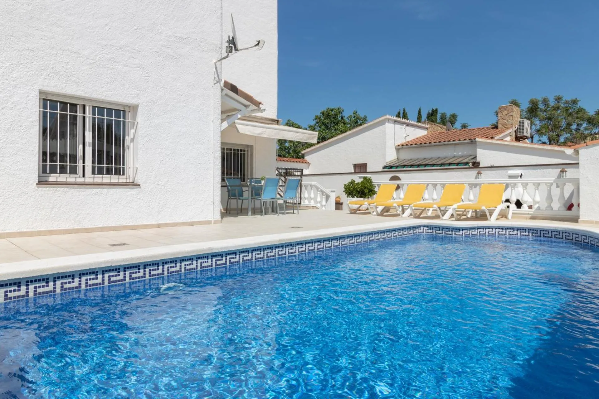 Swimming pool in Goldhome - Montseny 11 - Private heated pool