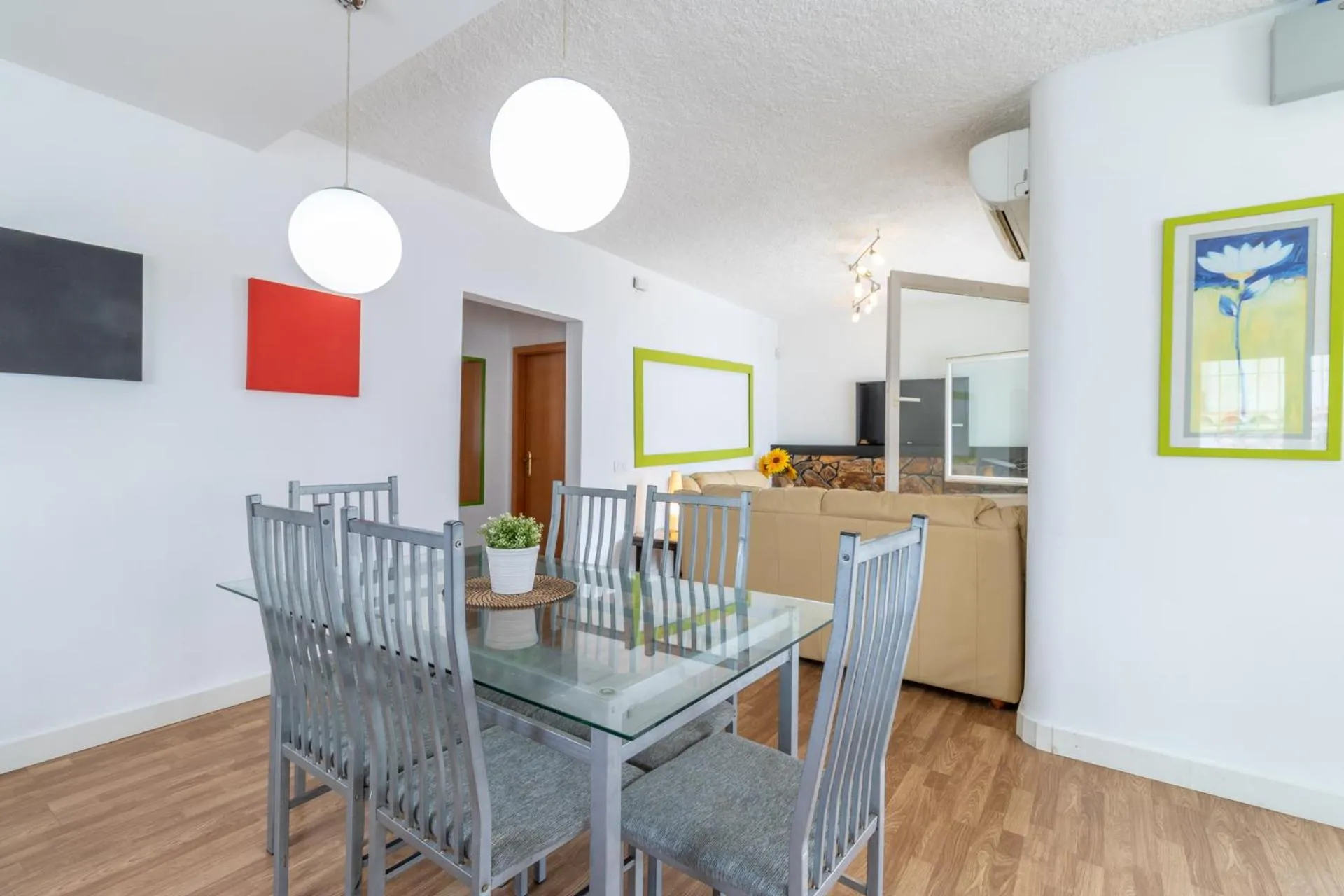 Dining area in Goldhome - Montseny 11 - Private heated pool
