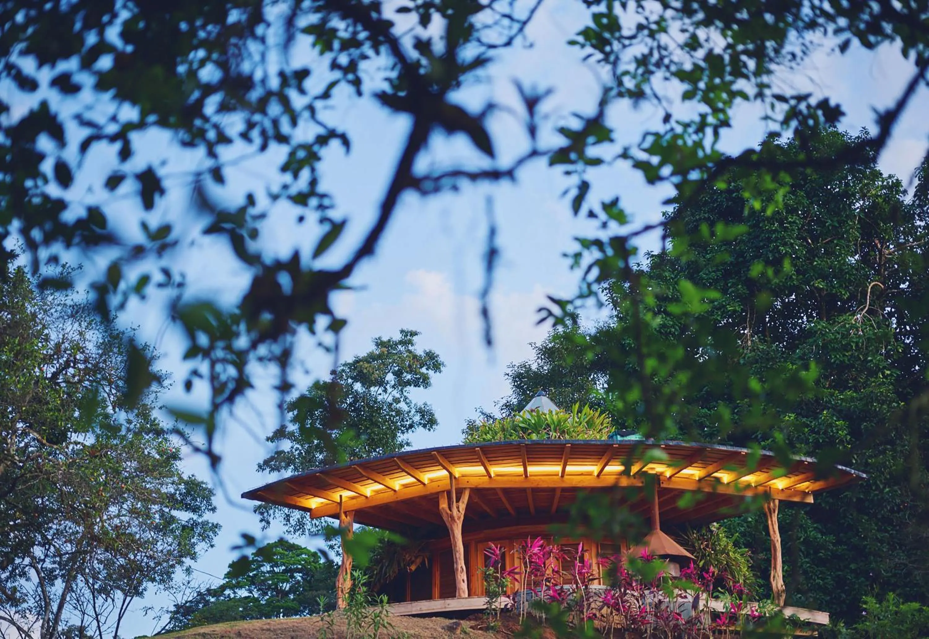 Bed in Origins Lodge