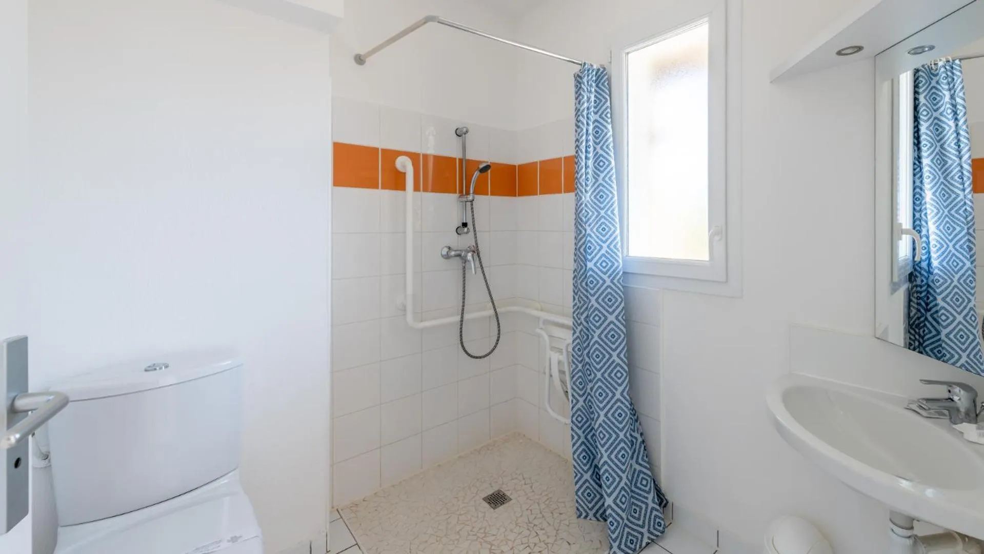 Bathroom in Vacancéole - Le Domaine des Grands Lacs