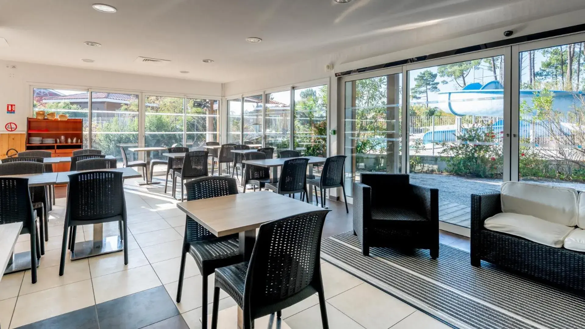 Living room in Vacancéole - Le Domaine des Grands Lacs Living room in Vacancéole - Le Domaine des Grands Lacs