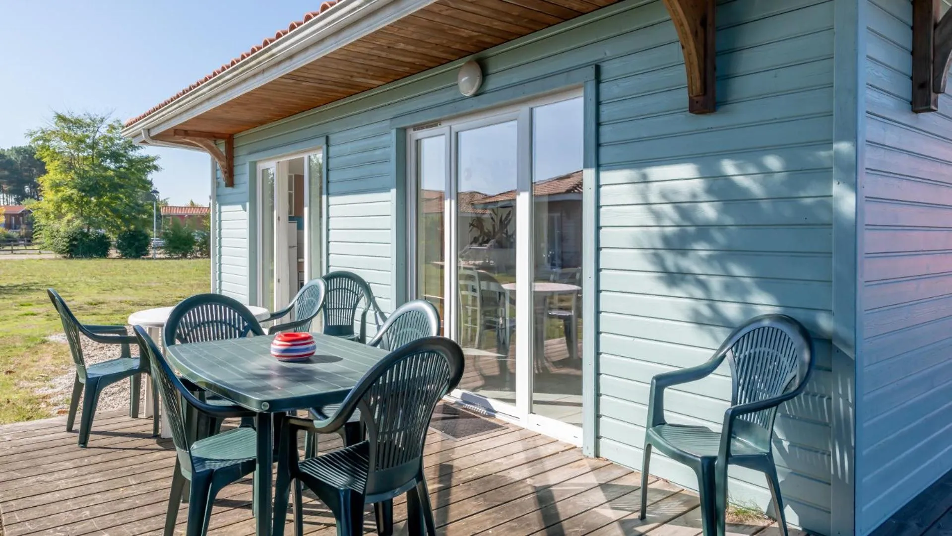 Patio in Vacancéole - Le Domaine des Grands Lacs