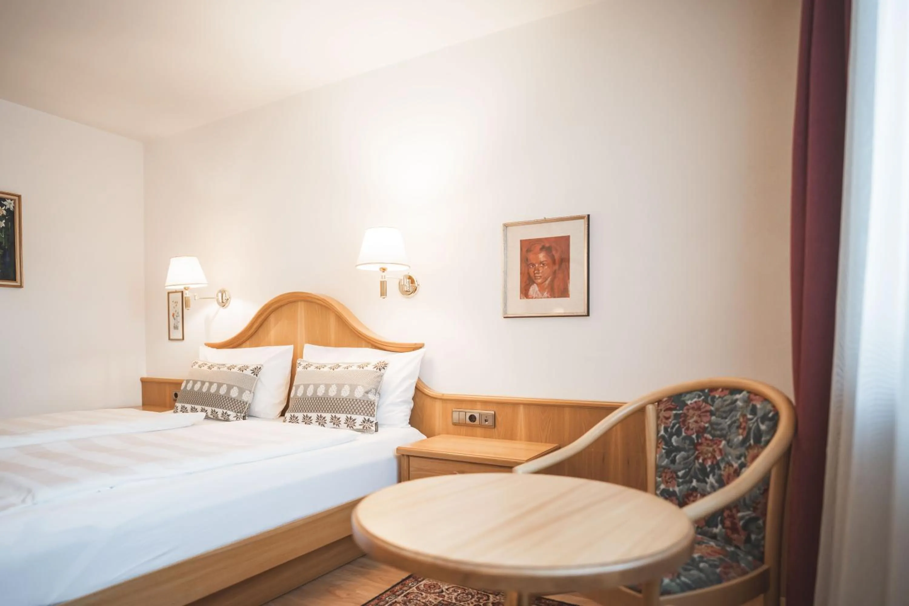 Living room, Bed in Arthotel Gratschwirt