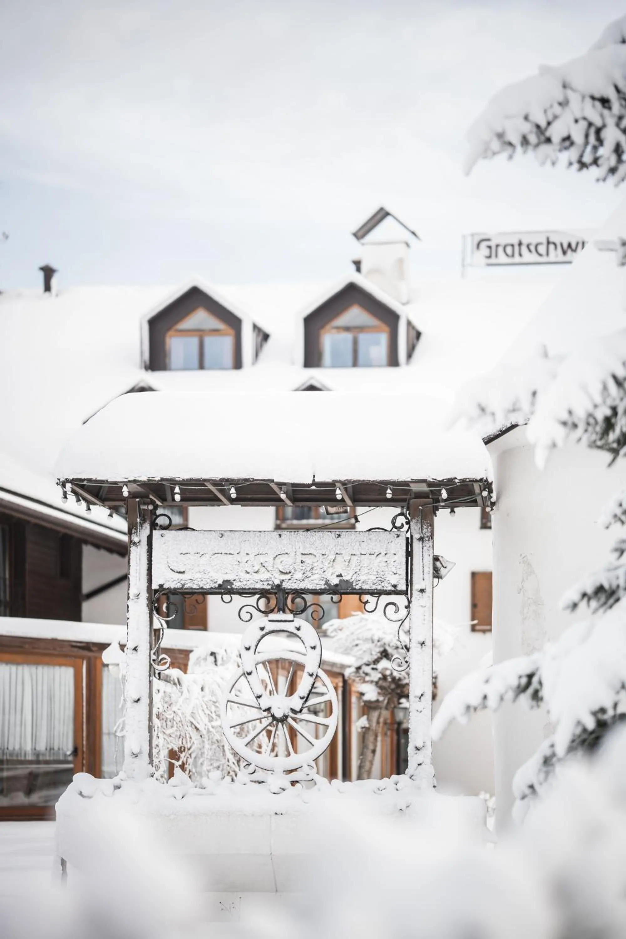 Property building in Arthotel Gratschwirt