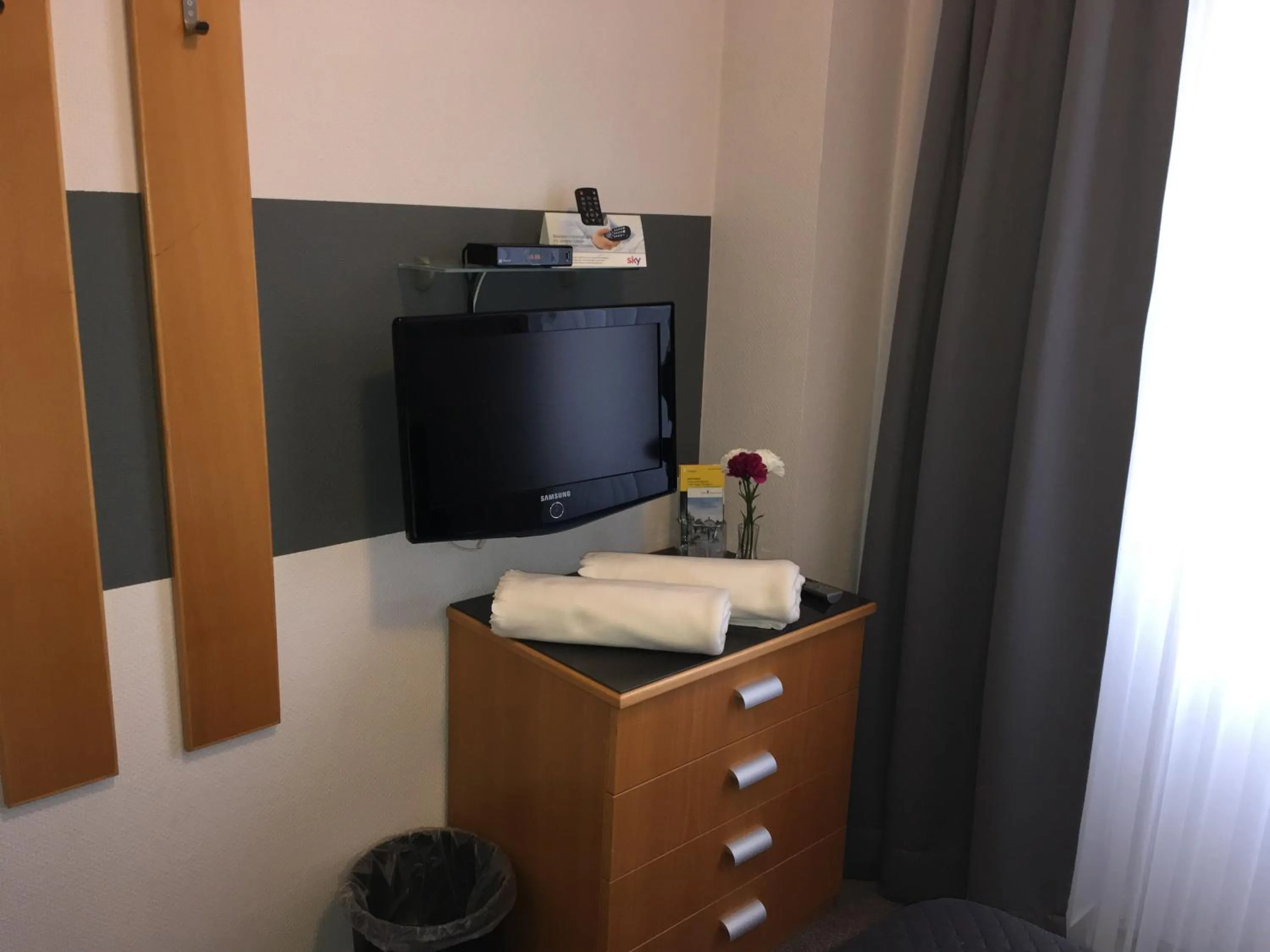 TV and multimedia in Apartment 47