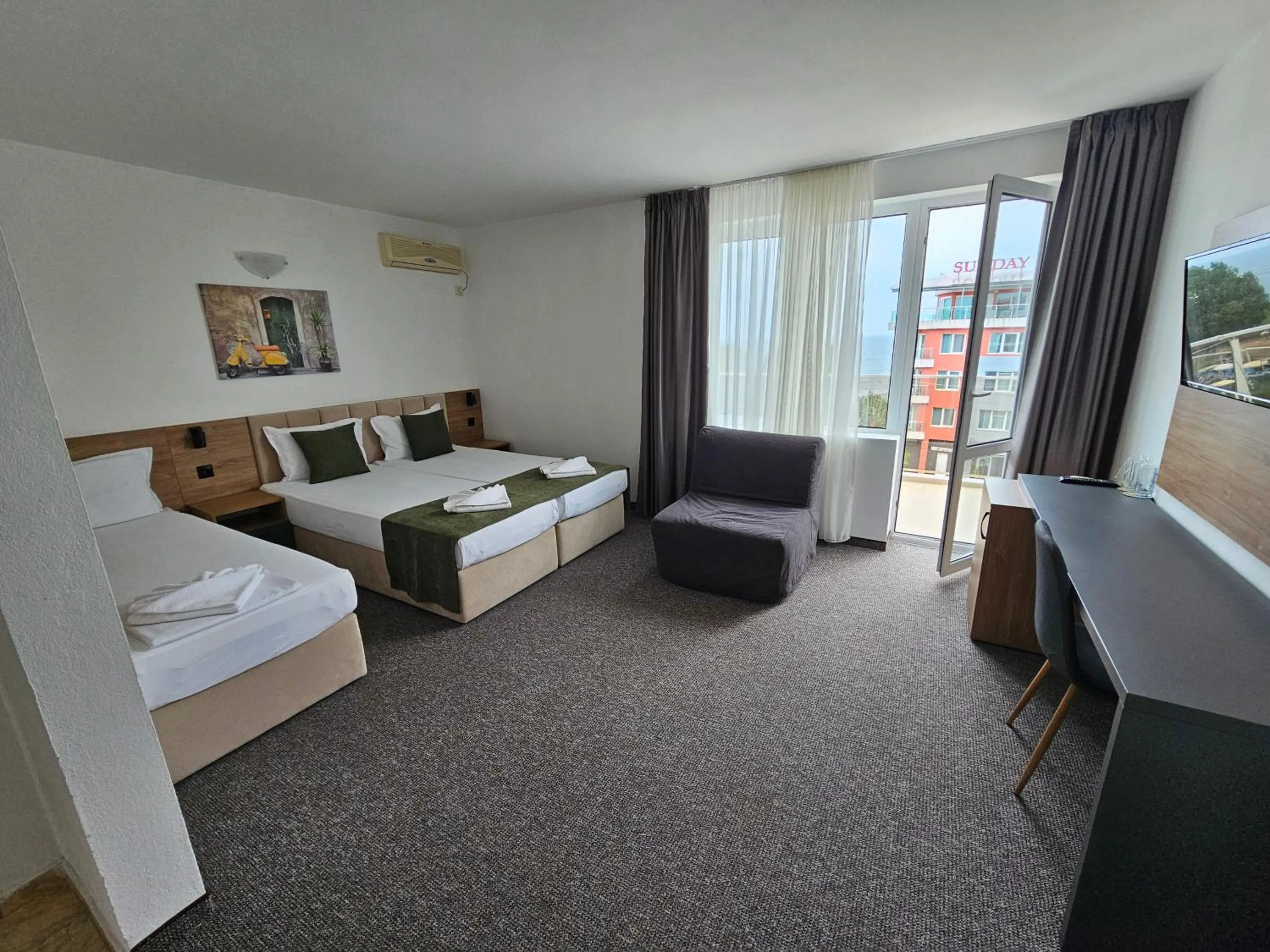 Hotel Lotos