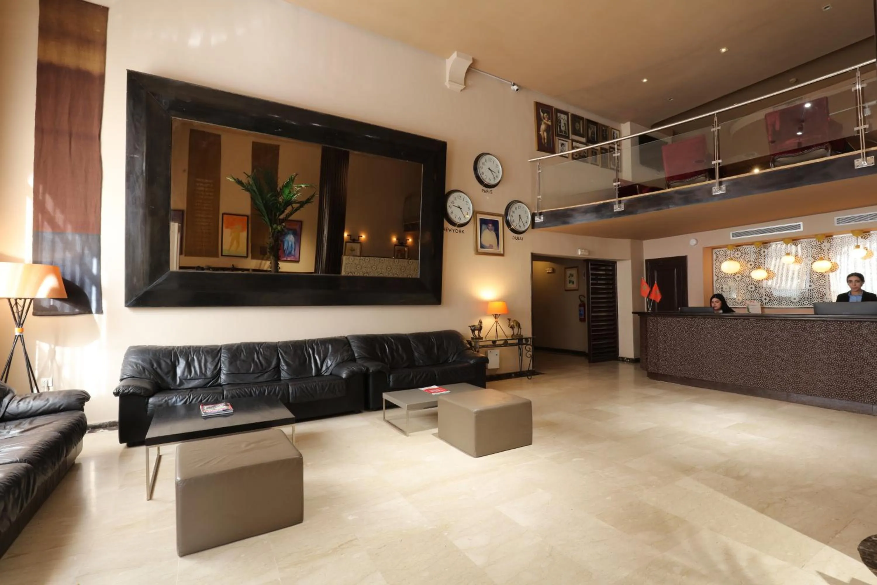 Lobby or reception in Hôtel Les Saisons