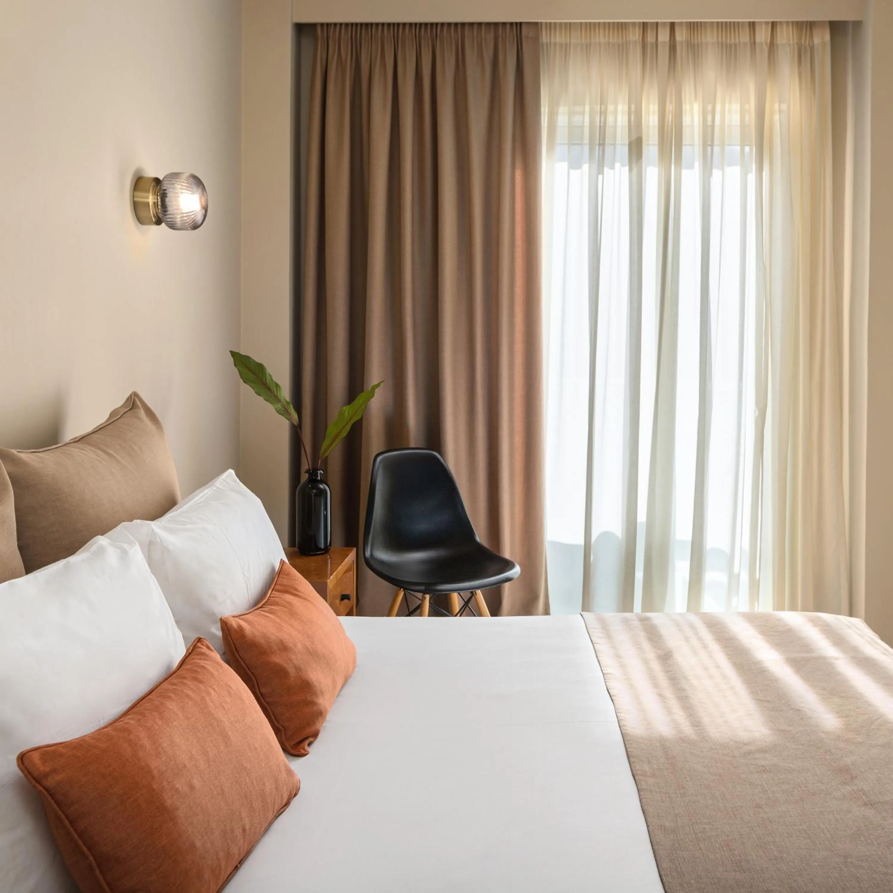 Bed in Hotel Delfini