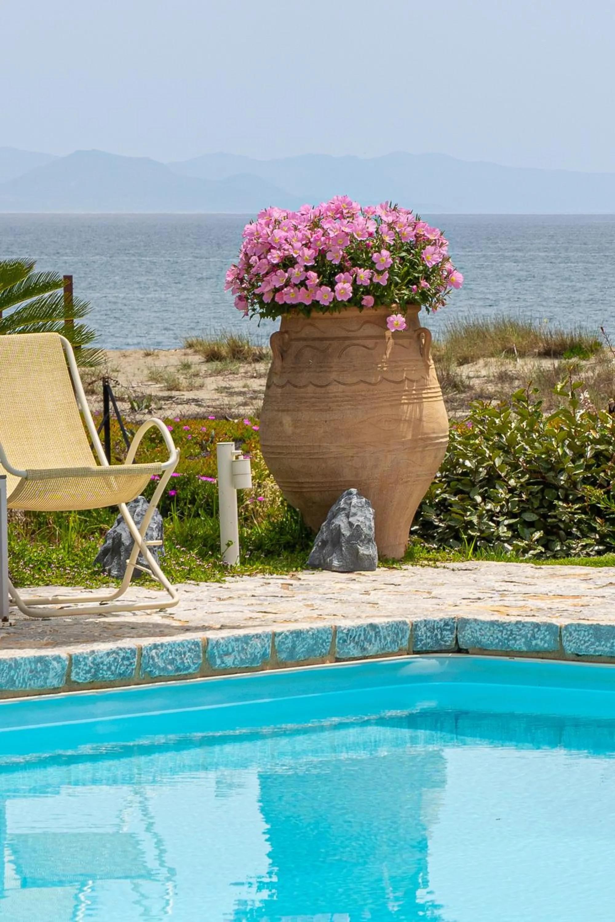 Swimming pool in Castello Antico Hotel