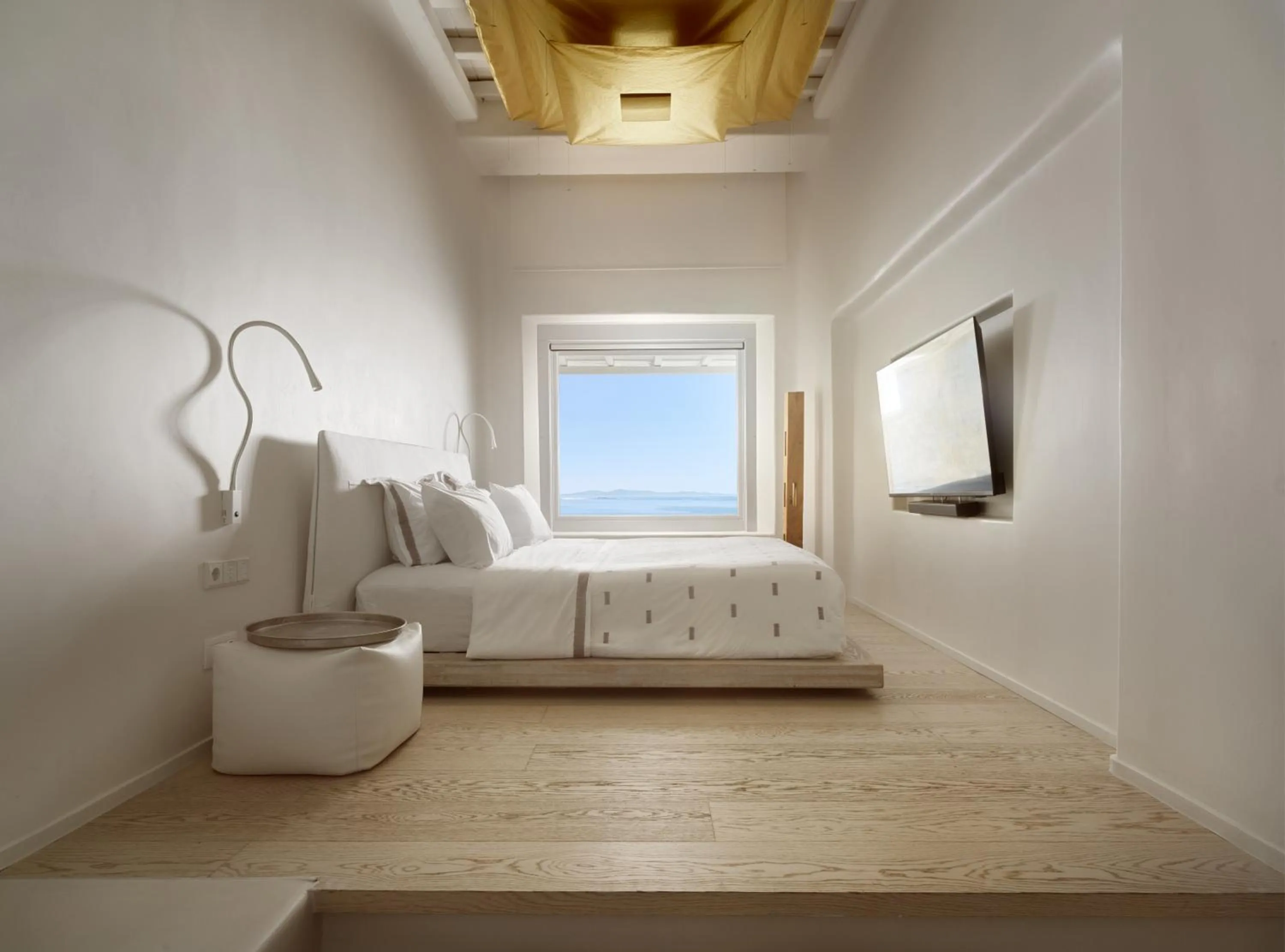 Bed in Cavo Tagoo Mykonos