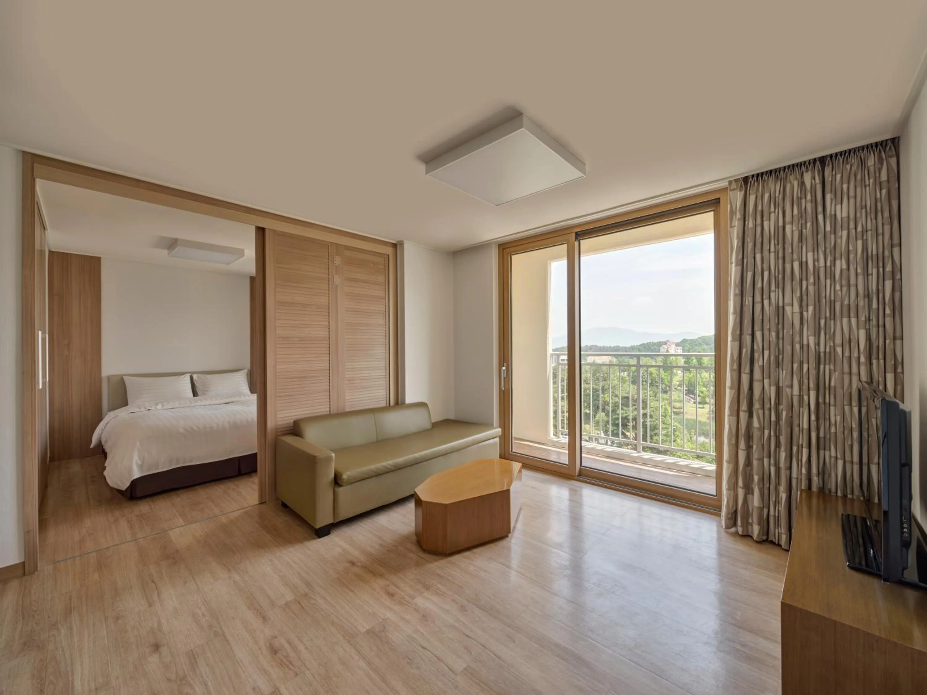 Living room, Bed in Sono Belle Cheonan