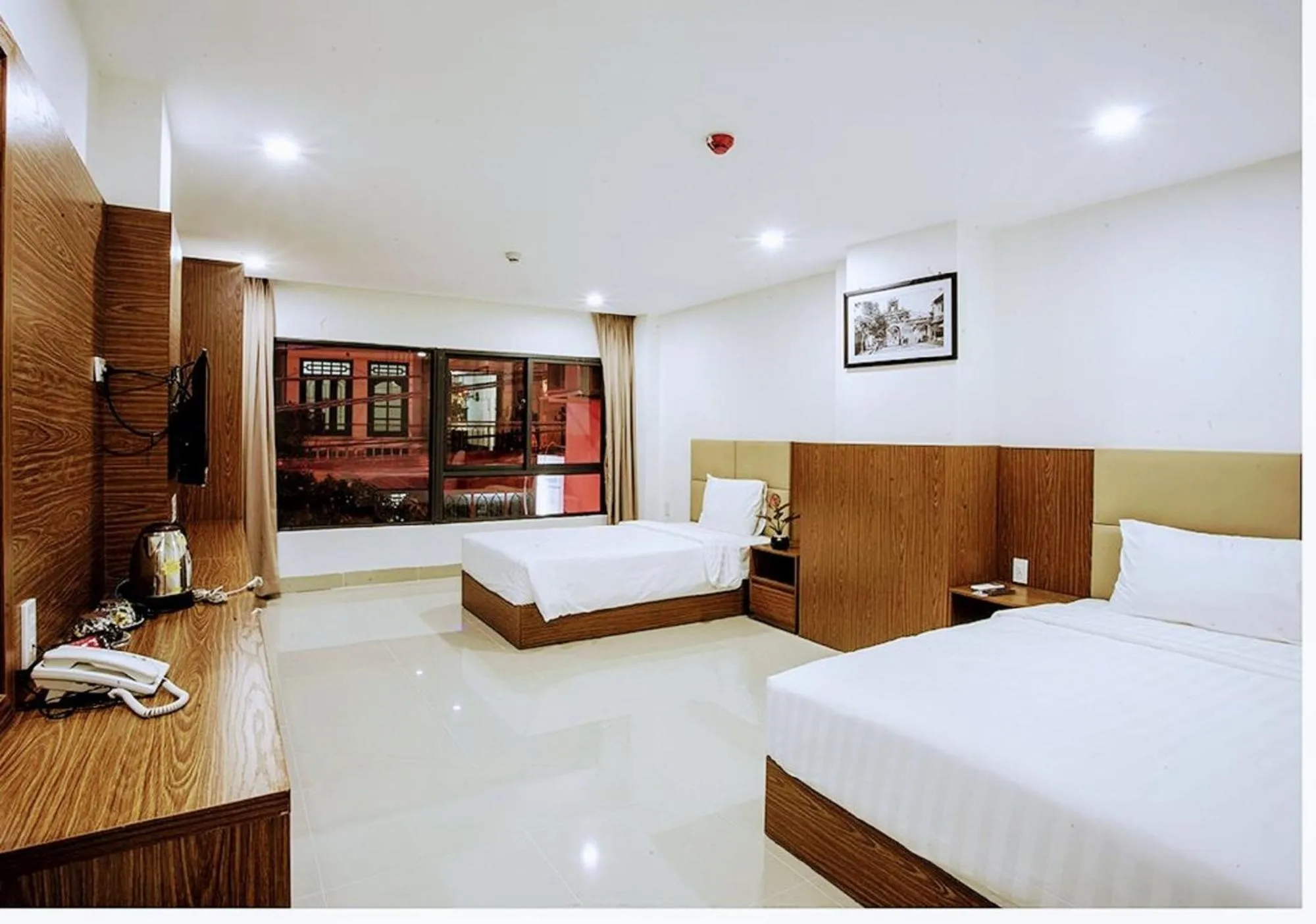 Photo of the whole room, Bed in Alibaba