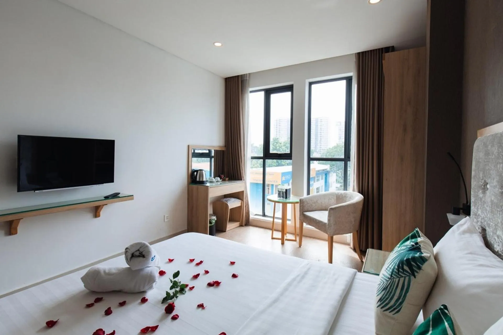 TV and multimedia, Bed in My Villa Hotel - Airport