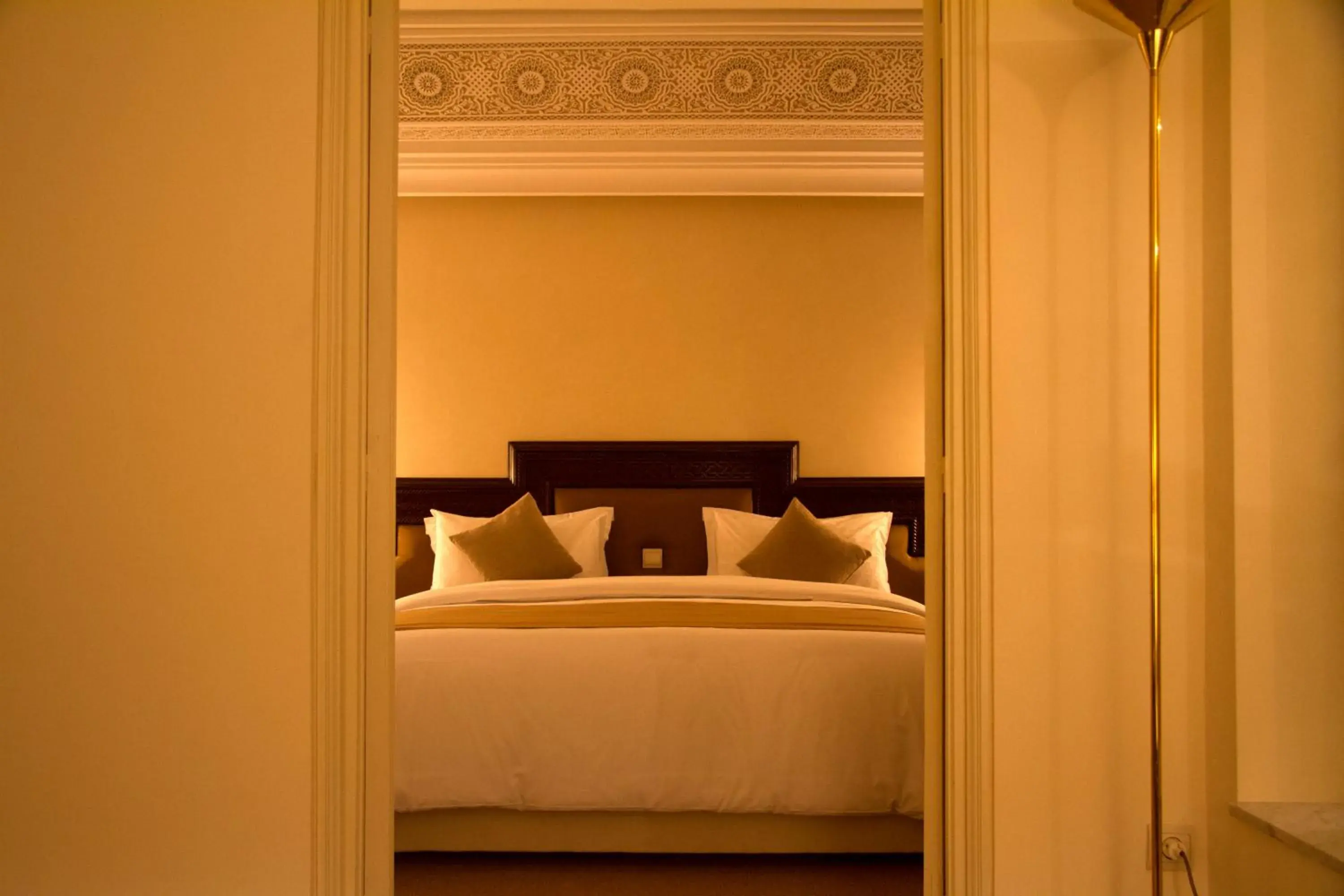 Bed in Nassim Hôtel