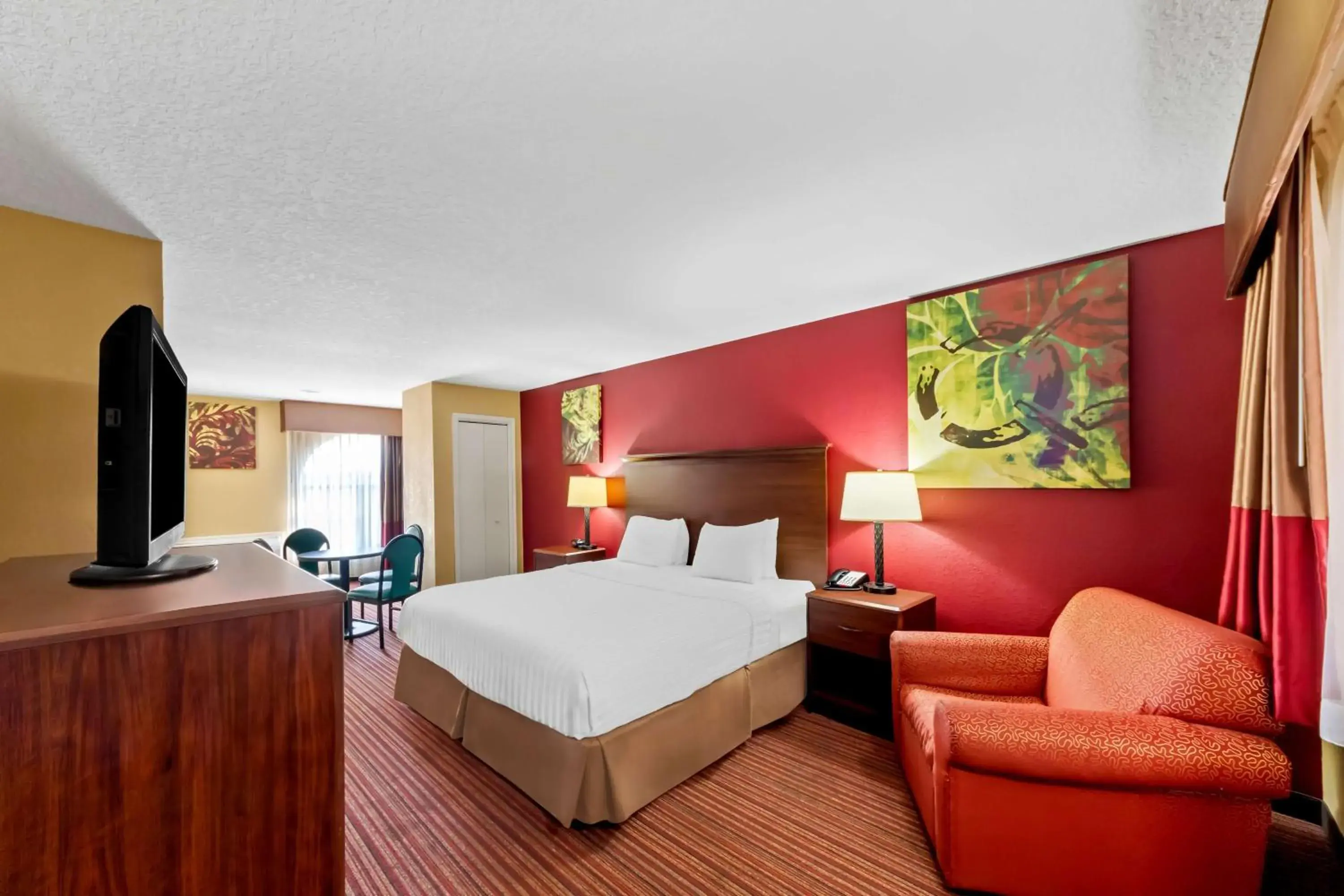 Bedroom, Bed in SureStay Plus by Best Western San Antonio Fiesta Inn Bedroom, Bed in SureStay Plus by Best Western San Antonio Fiesta Inn