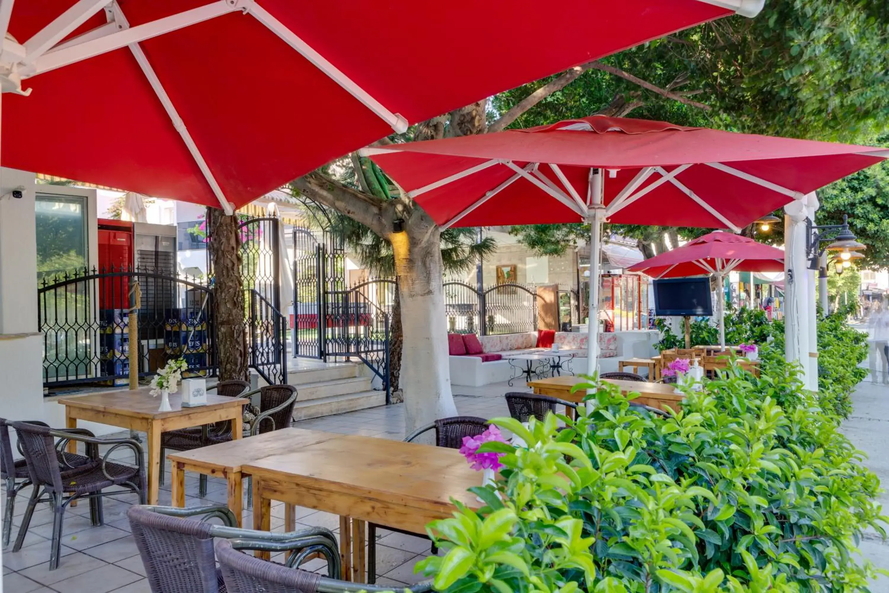 Restaurant/places to eat in The Hello Hotel Restaurant/places to eat in The Hello Hotel