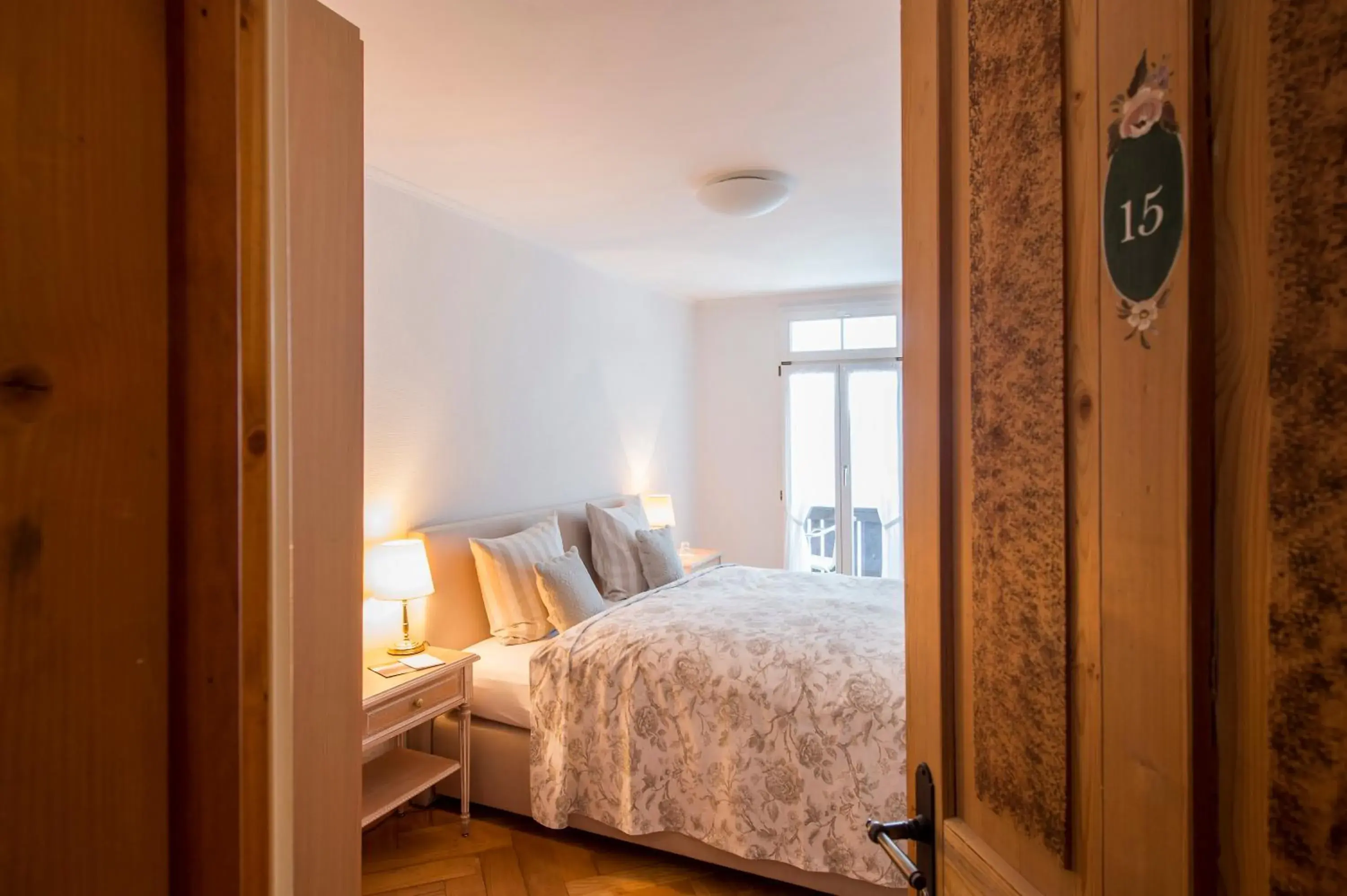 Double or Twin Room with Private External Bathroom - single occupancy in Hotel Restaurant Hammer Double or Twin Room with Private External Bathroom - single occupancy in Hotel Restaurant Hammer