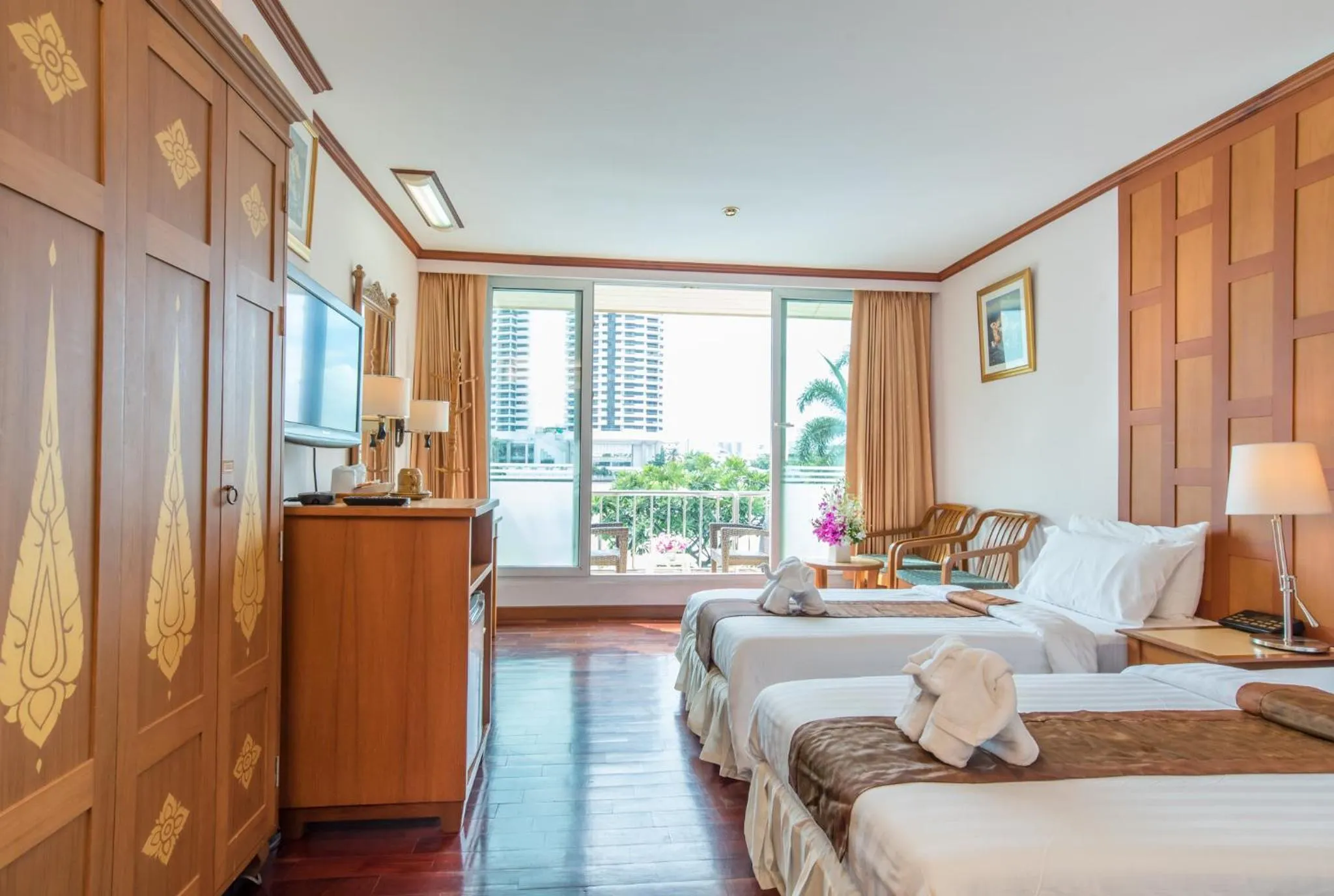 Bed in New Siam Riverside