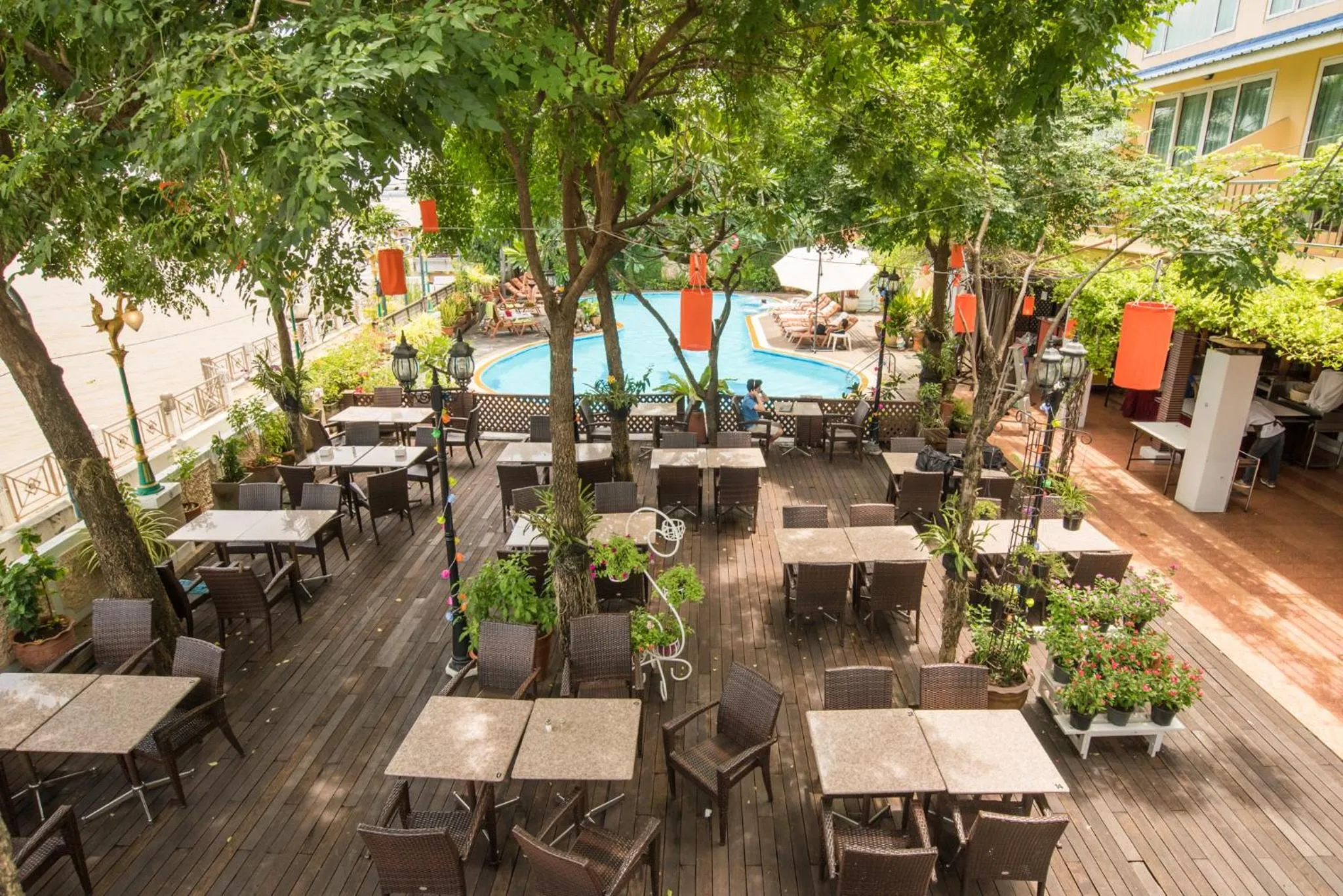 Restaurant/places to eat in New Siam Riverside