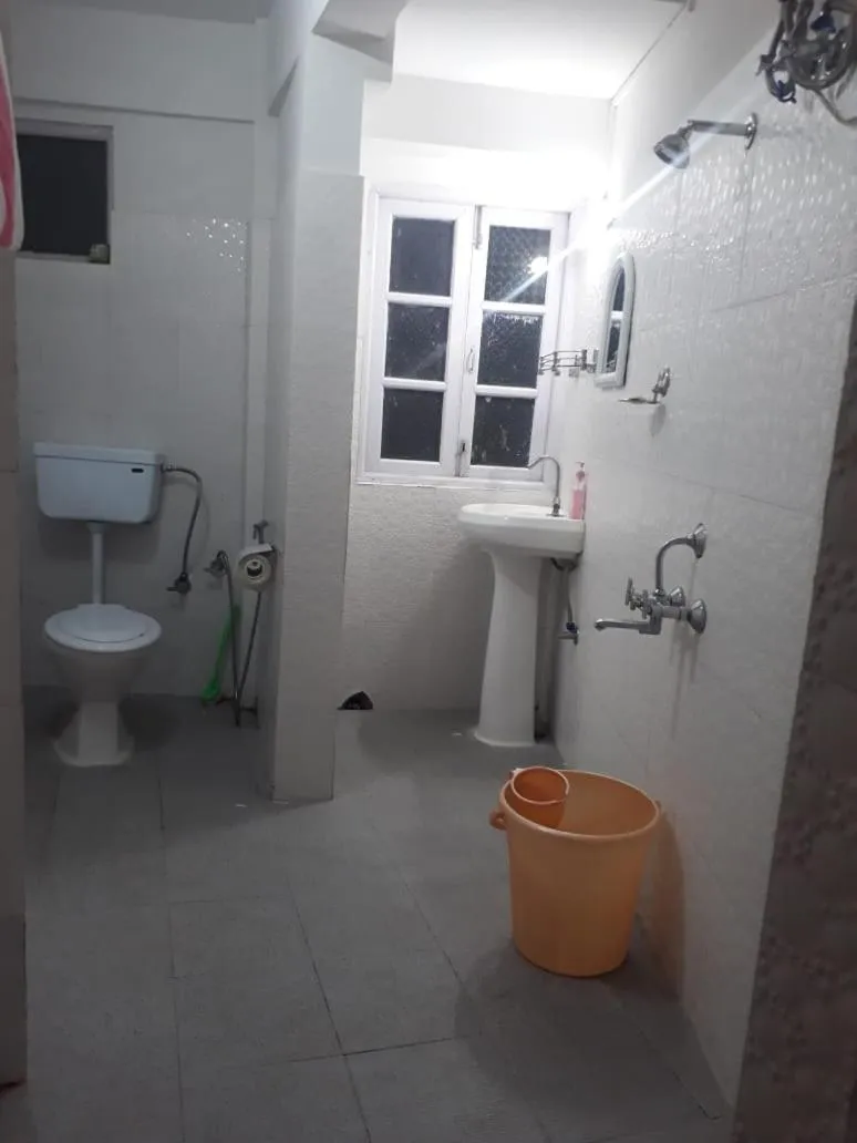 Bathroom in Smriya Homestay